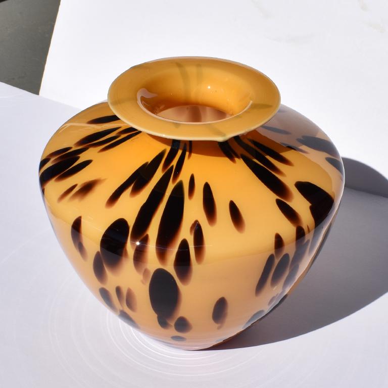 Große Vase aus braunem und braunem Schildpattglas im Murano-Stil der Jahrhundertmitte (Moderne der Mitte des Jahrhunderts) im Angebot