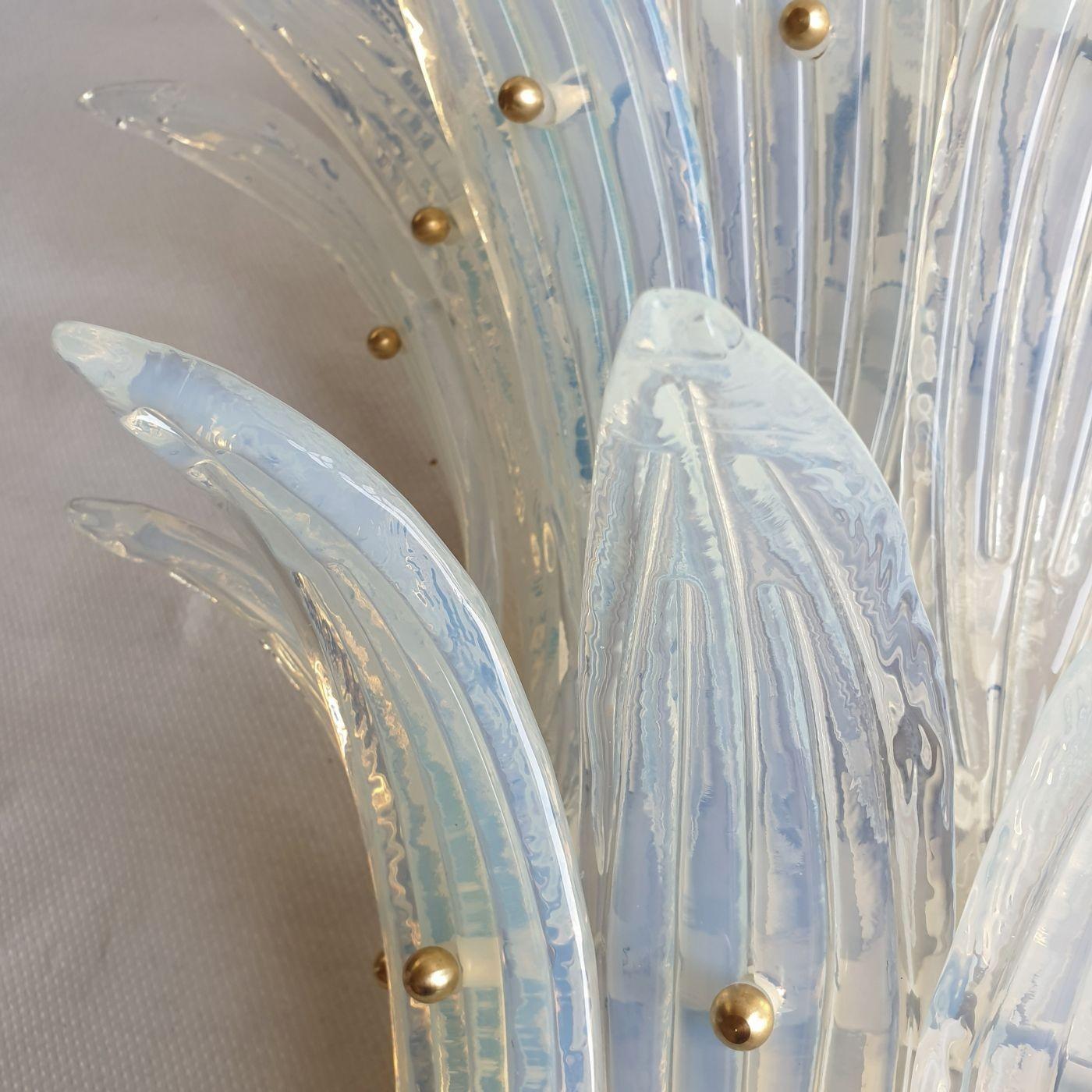 Opalescent Murano glass Palmette sconces - a pair For Sale 2