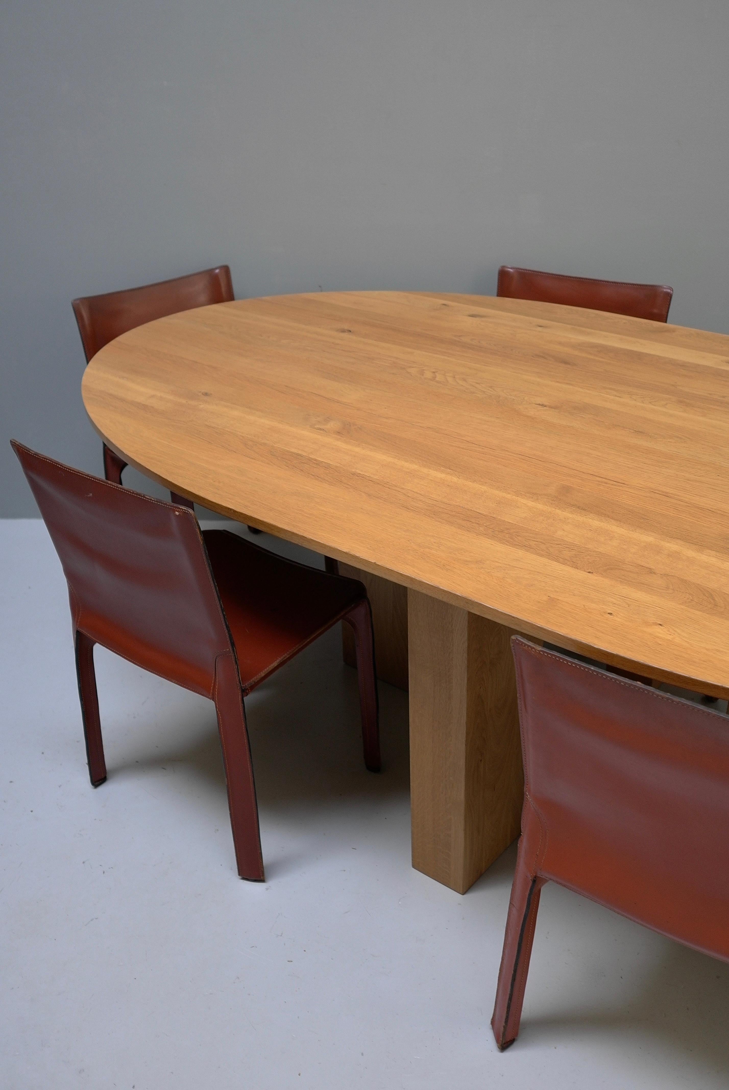 20th Century Large Mid-Century Modern Oval Oak European Dining table