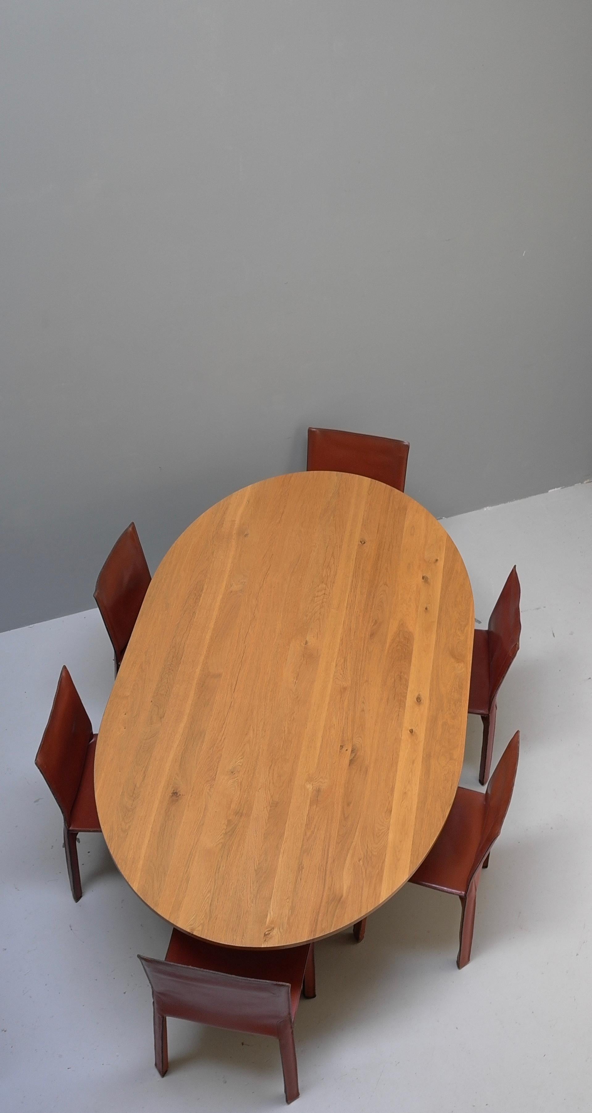 Large Mid-Century Modern Oval Oak European Dining table 3