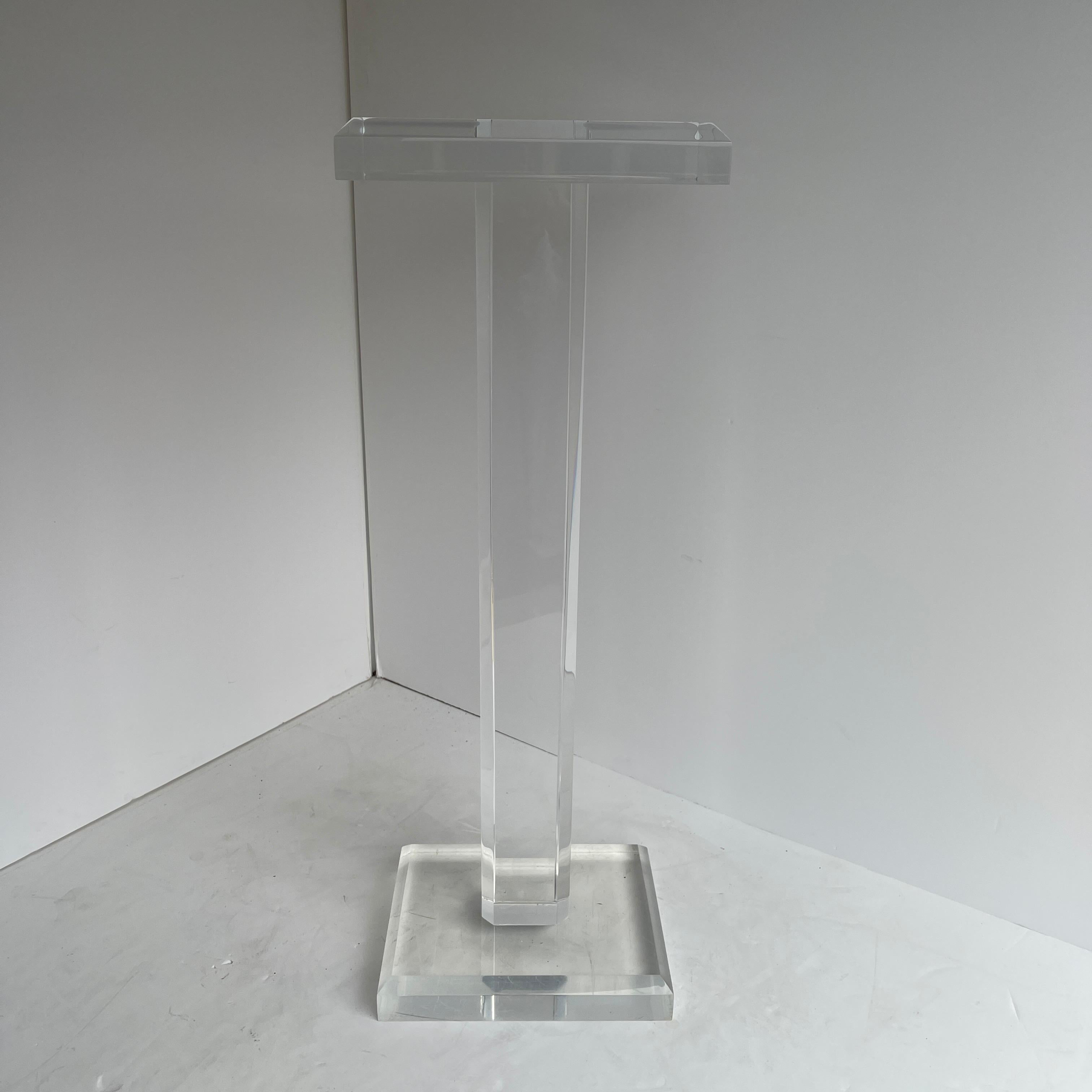 20th Century Large Mid-Century Modern Pedestal Table in Thick Lucite