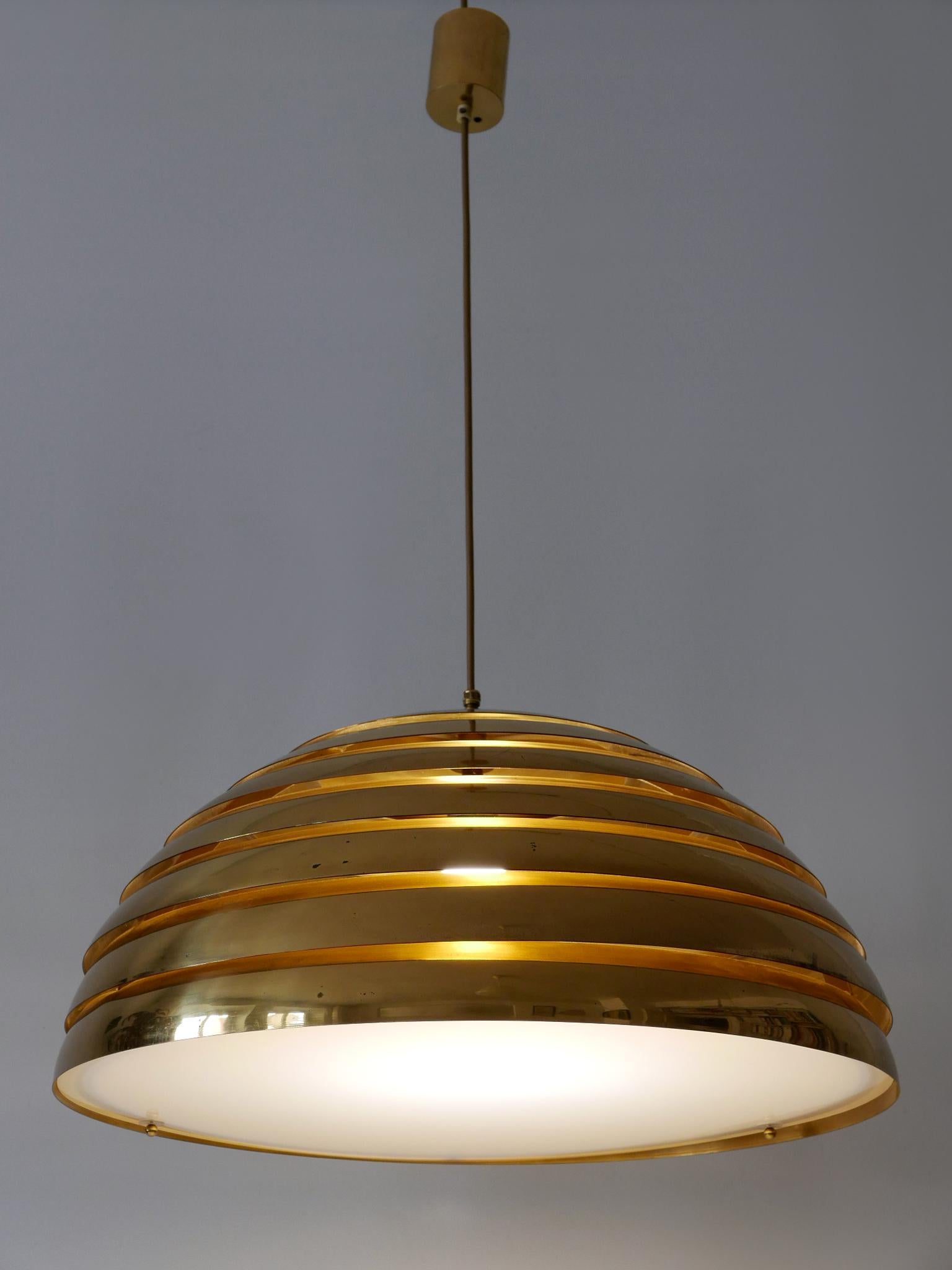 Large Mid-Century Modern Pendant Lamp by Vereinigte Werkstätten Germany 1960s For Sale 11