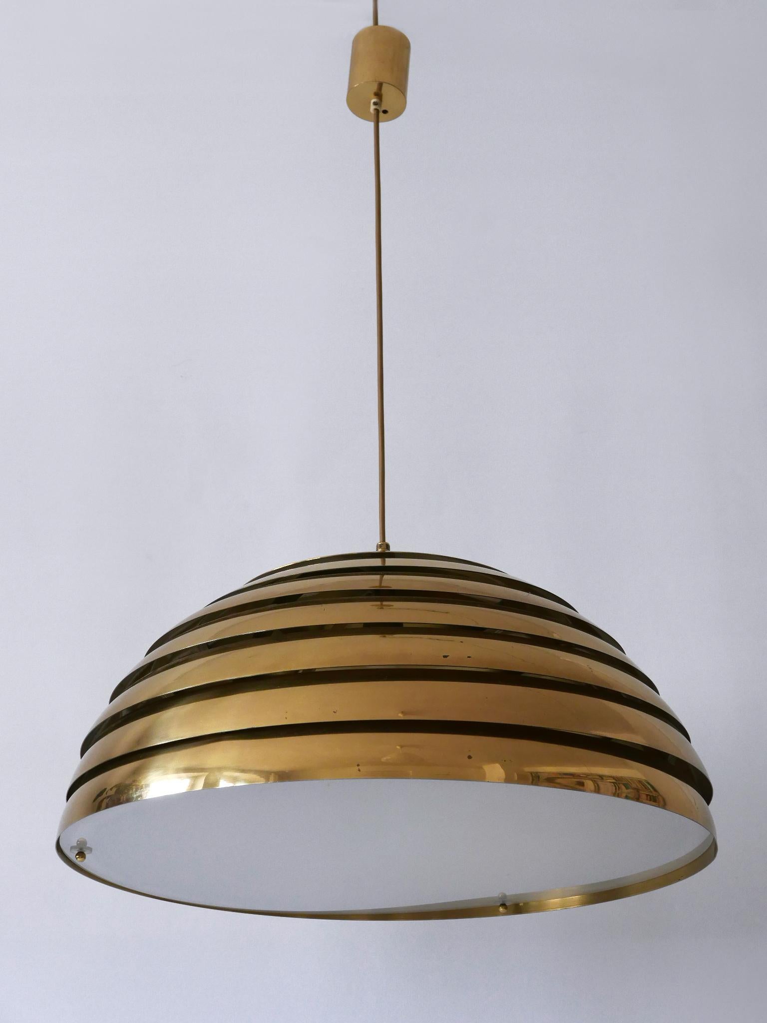 Large Mid-Century Modern Pendant Lamp by Vereinigte Werkstätten Germany 1960s For Sale 12