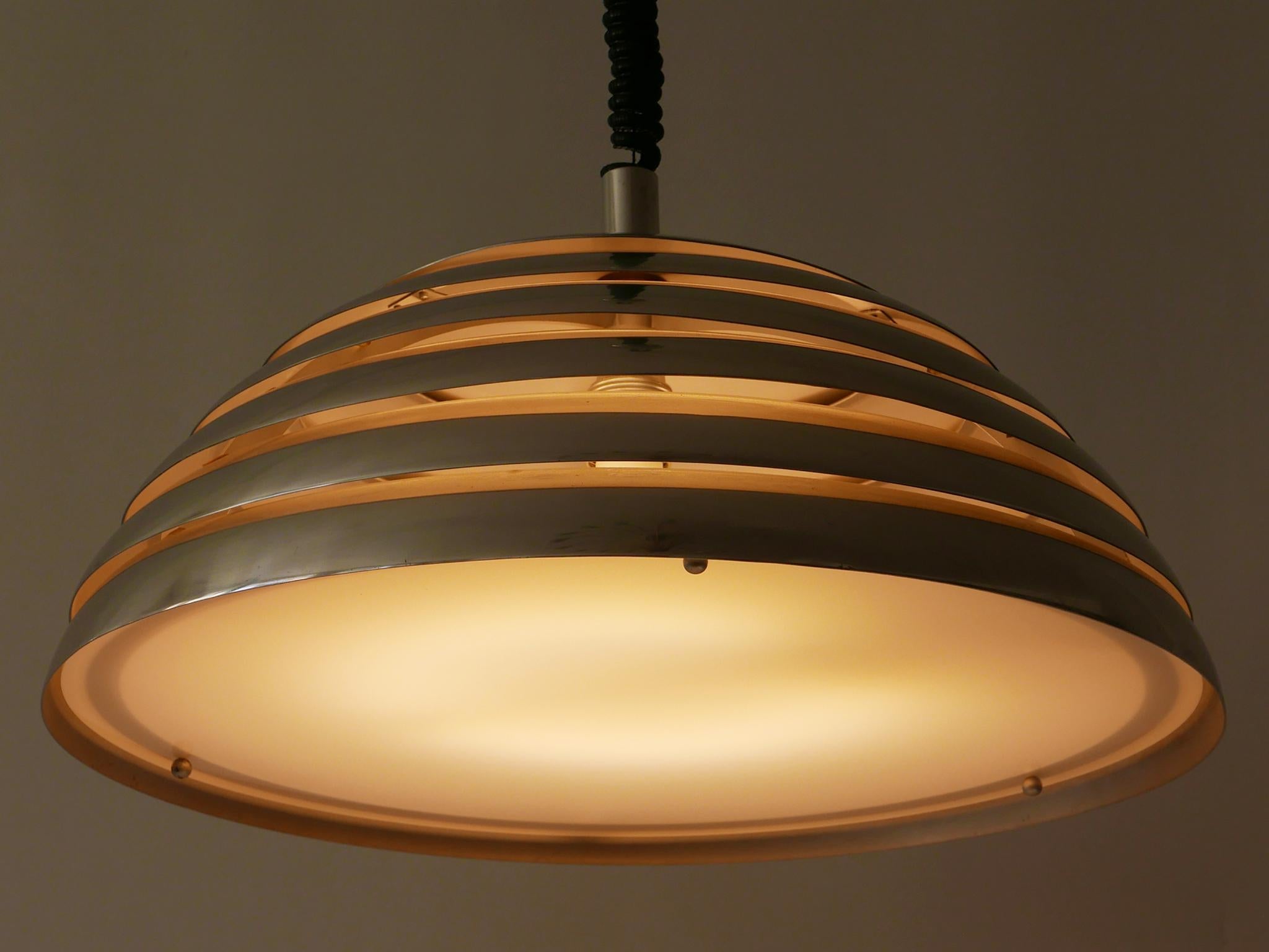 Large Mid-Century Modern Pendant Lamp by Vereinigte Werkstätten München, 1960s For Sale 6