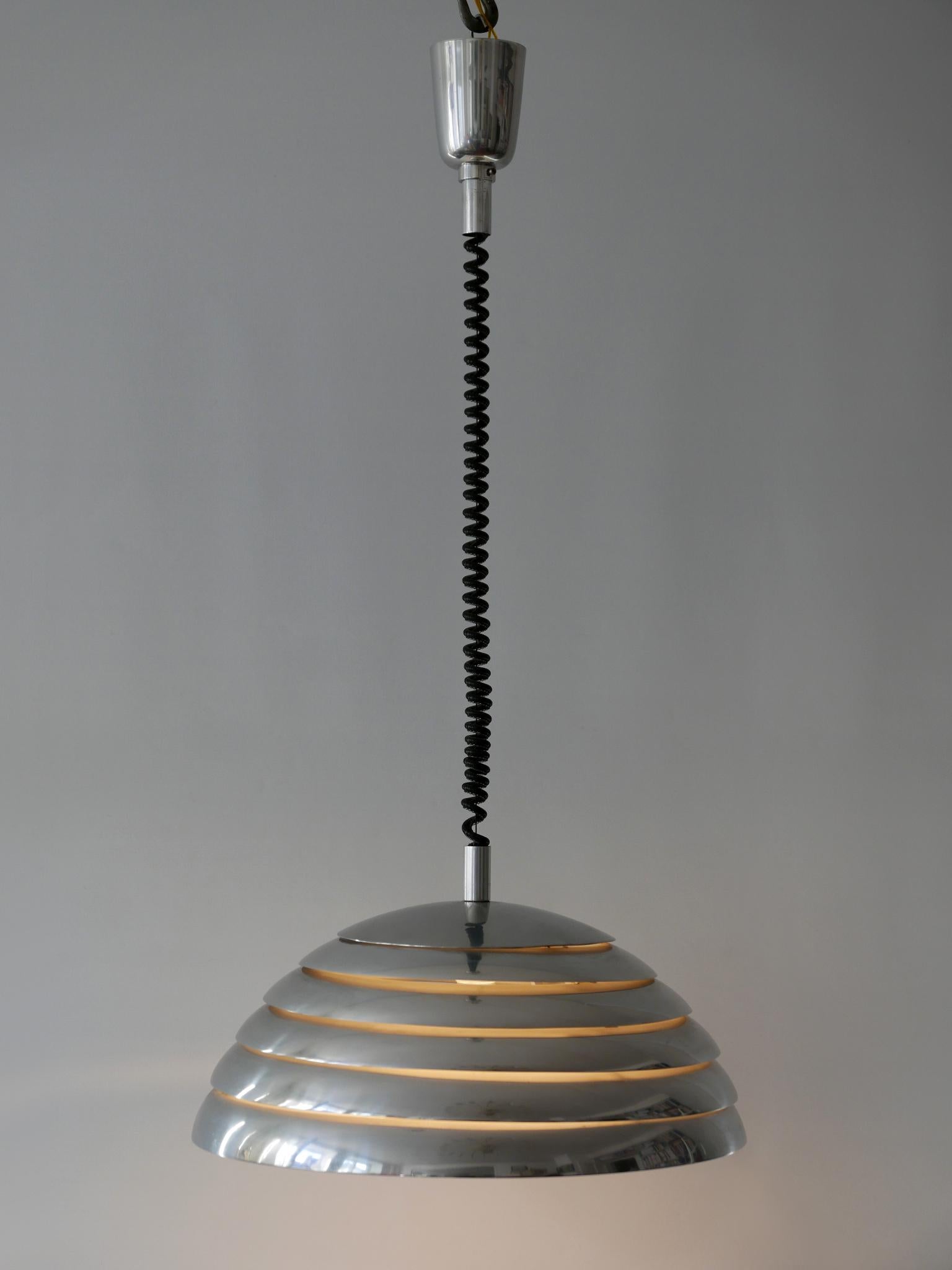 Aluminium Grande lampe à suspension moderne mi-siècle par Vereinigte Werksttten Mnchen, années 1960 en vente