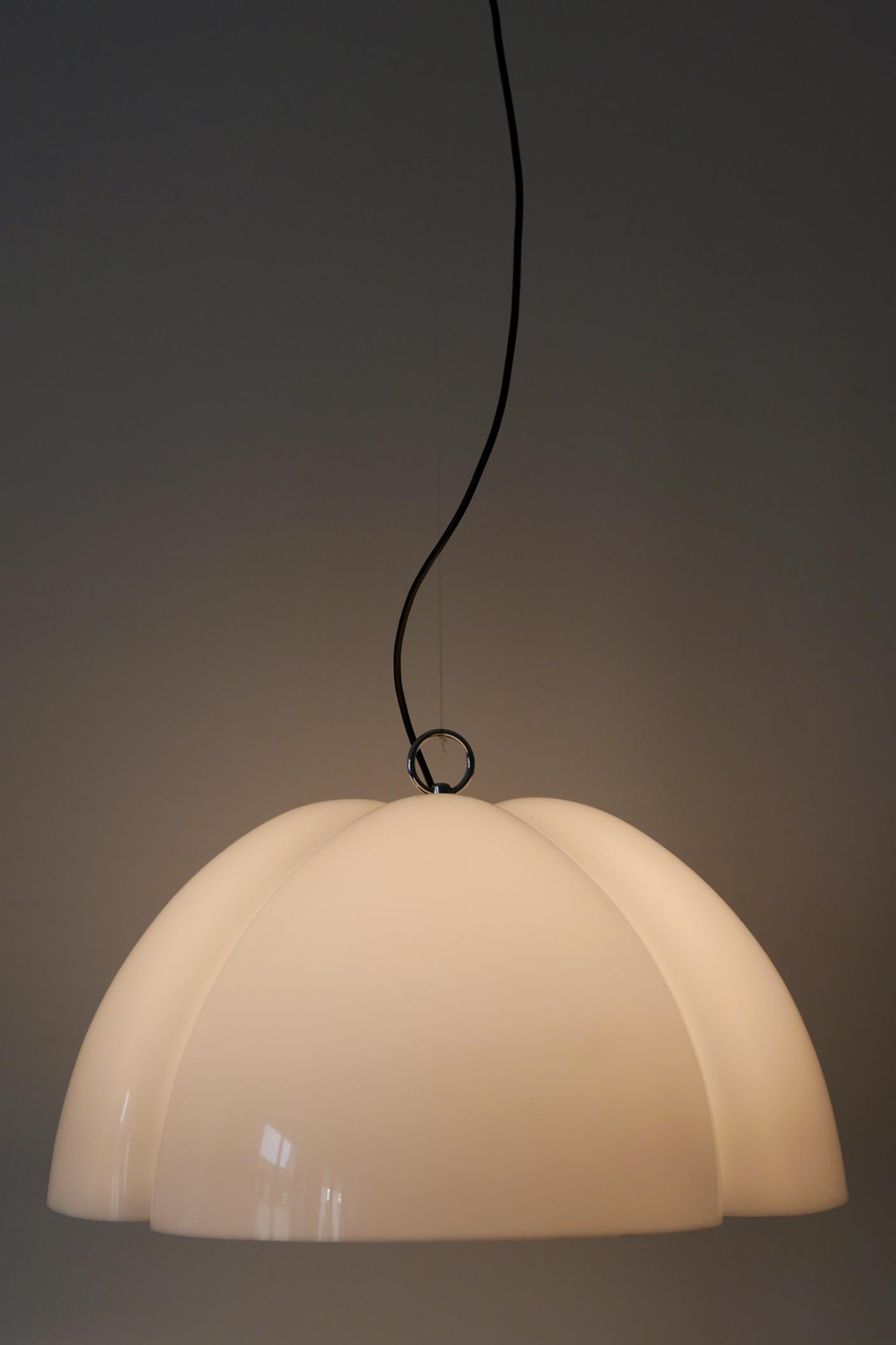 Plexiglass Large Mid-Century Modern Pendant Lamp Tricena I by Ingo Maurer for Design M 1968