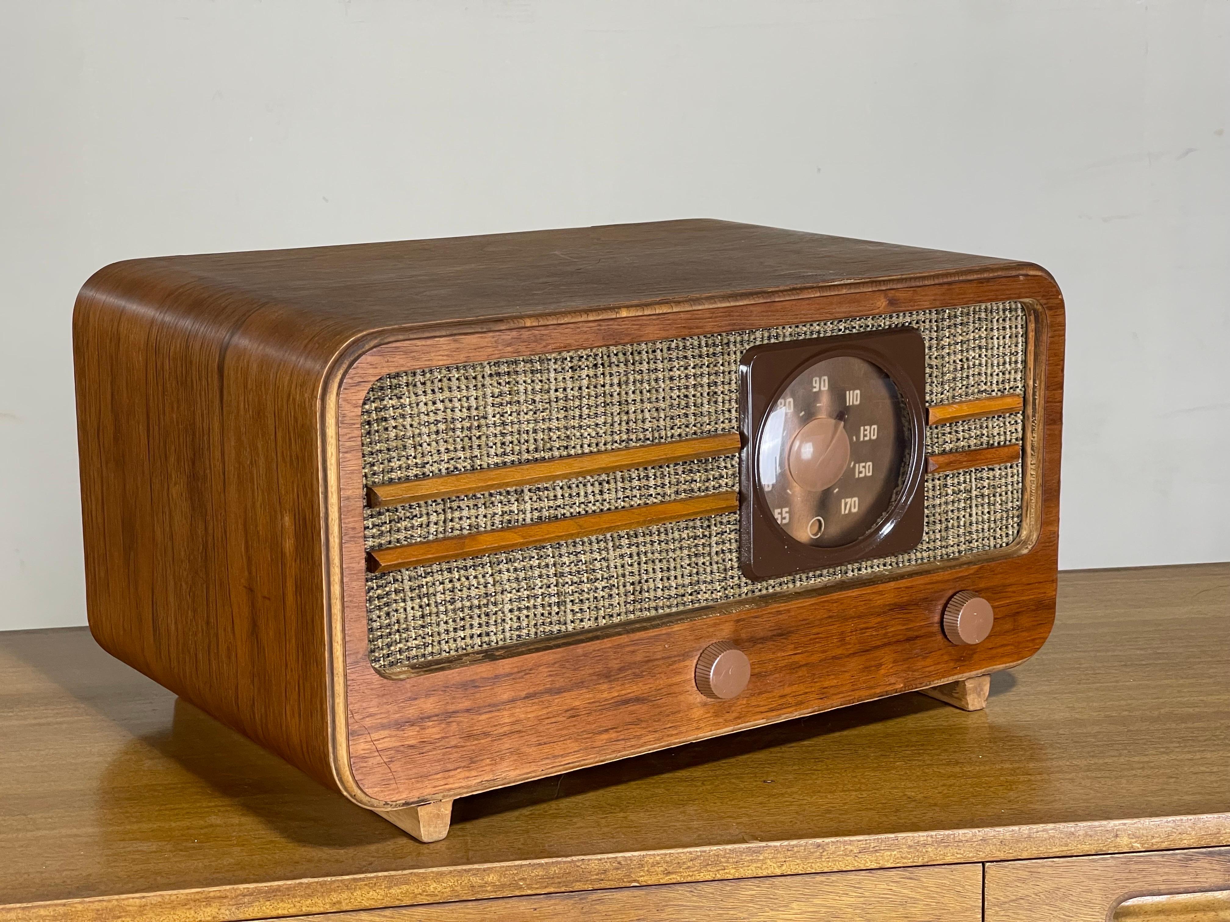 Mid-20th Century Large Mid-Century Modern Radio by General Electric