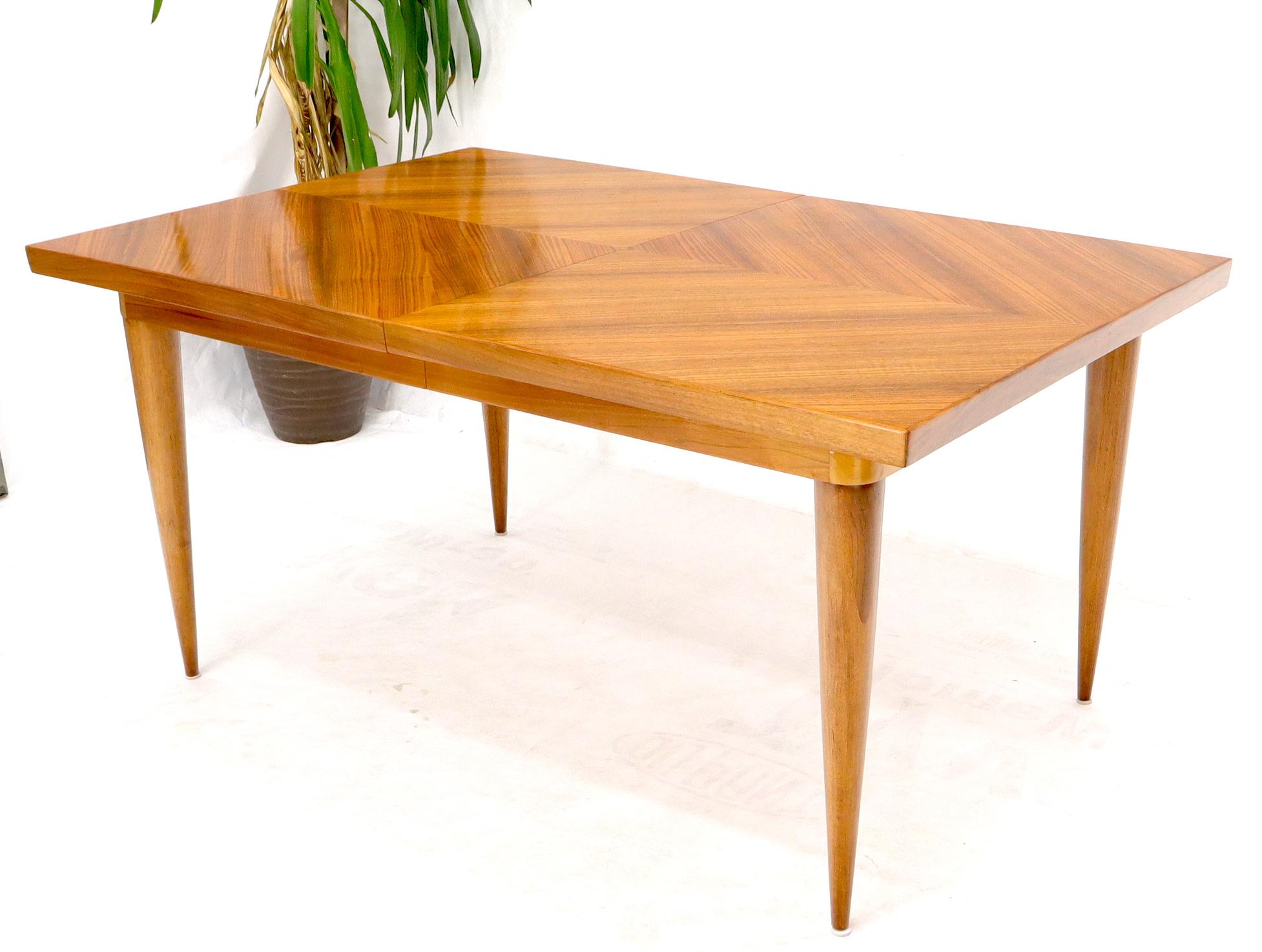 Large Mid-Century Modern Rectangle Dining Table with 3 Leaves by Erno Fabry In Good Condition In Rockaway, NJ