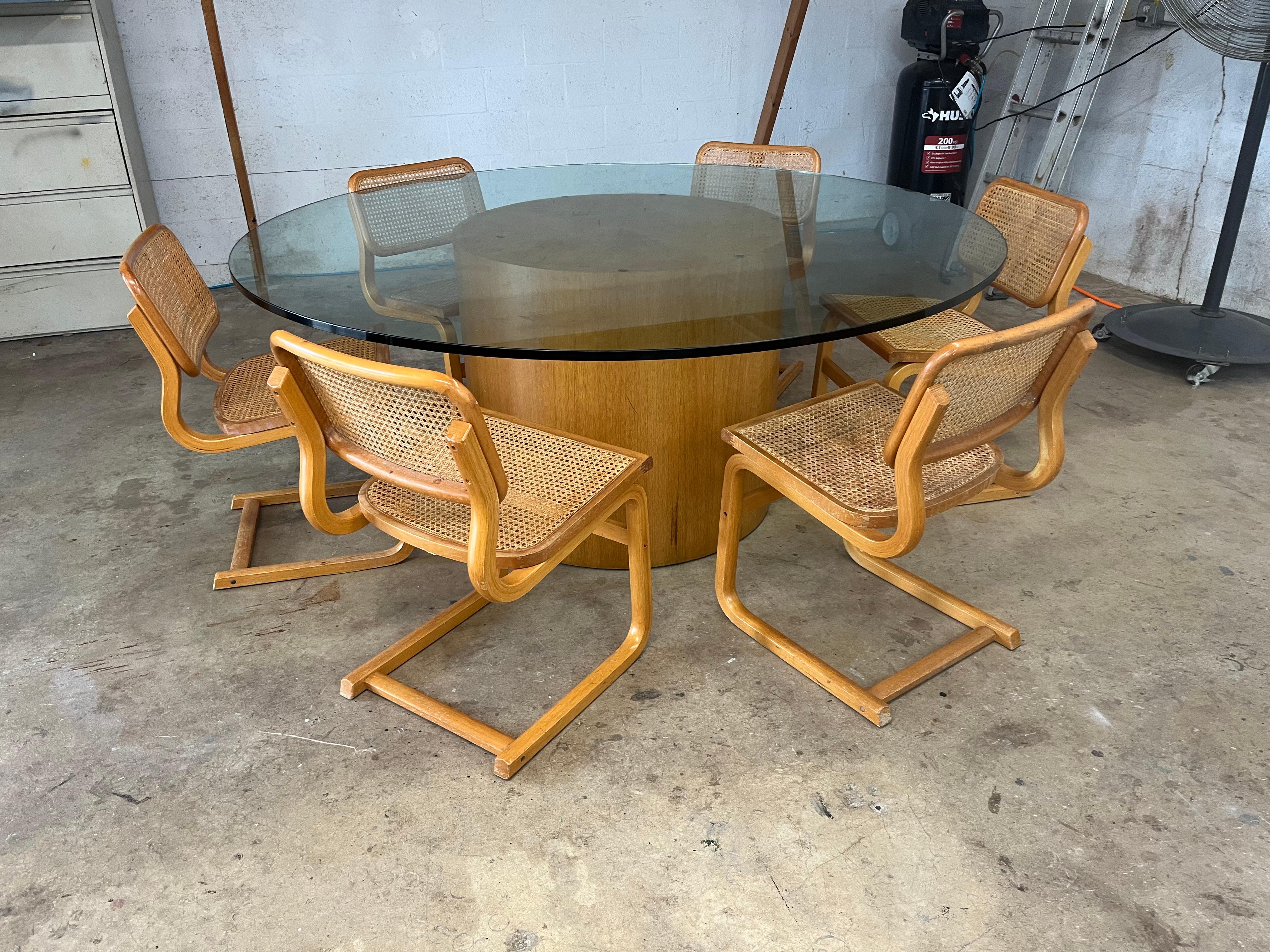 Grande table de salle à manger ronde en verre, The Moderns, Oak en vente 4