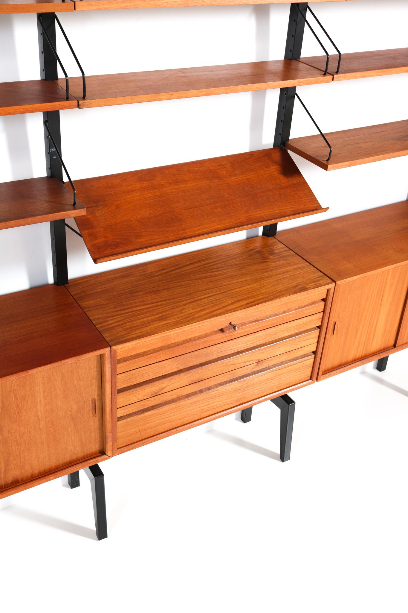 Large Mid-Century Modern Royal Free Standing Wall Unit by Poul Cadovius, 1960s 4