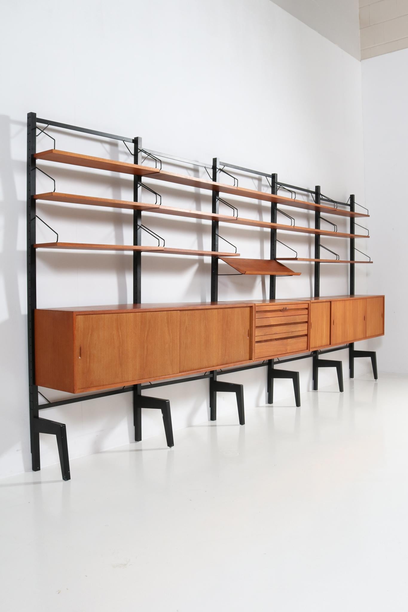 Lacquered Large Mid-Century Modern Royal Free Standing Wall Unit by Poul Cadovius, 1960s