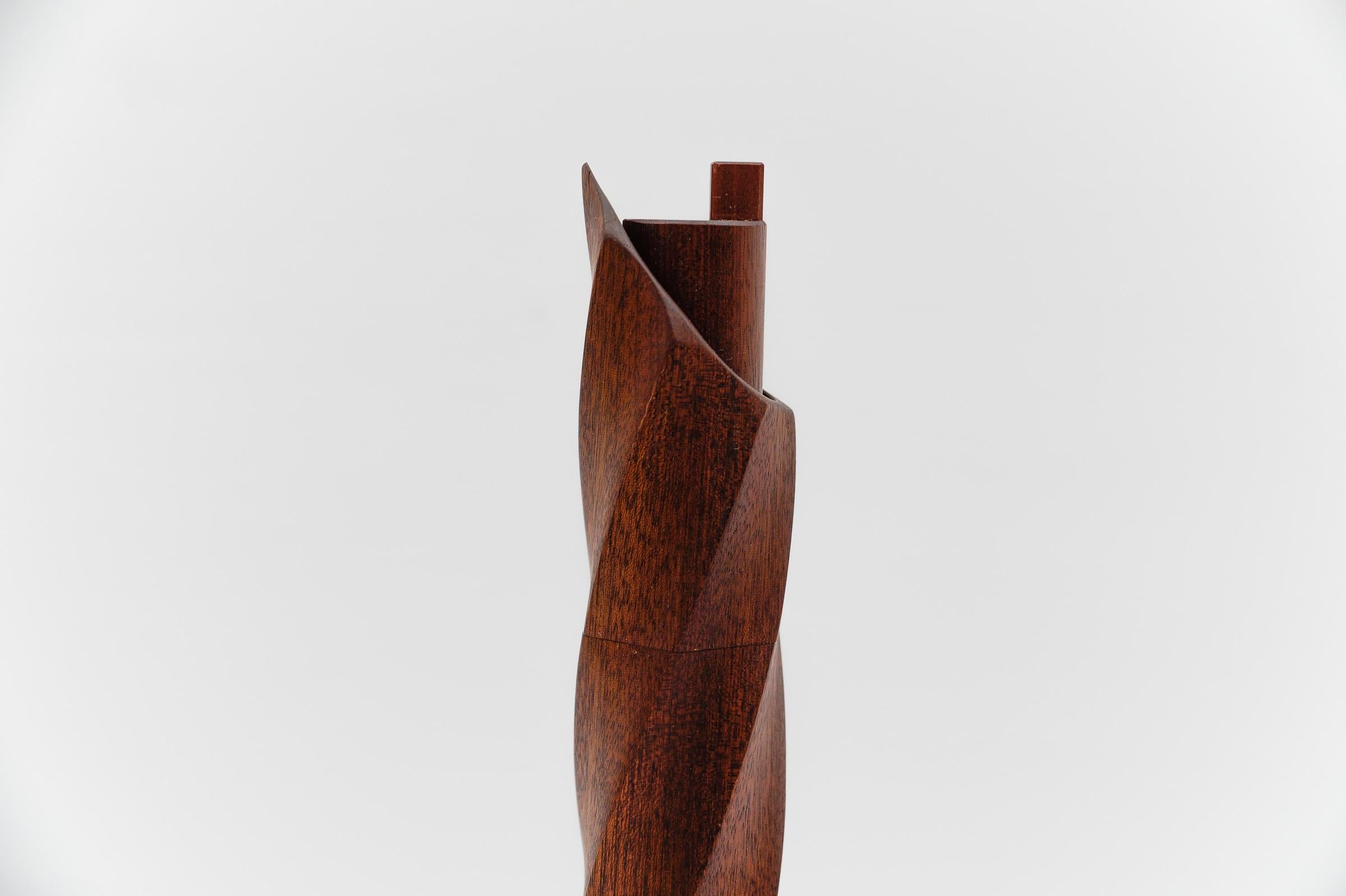 Große skandinavische Pfeffermühle aus Teakholz, 1960er Jahre, Dänemark, Mid-Century Modern im Angebot 2