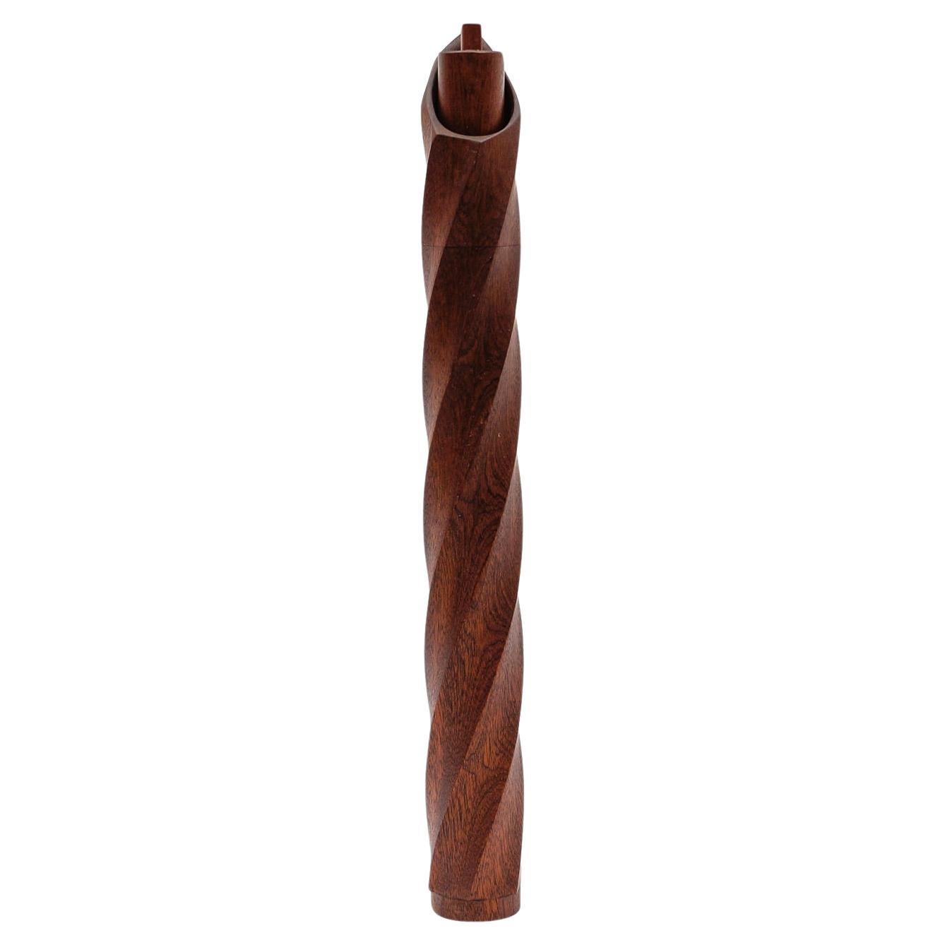 Große skandinavische Pfeffermühle aus Teakholz, 1960er Jahre, Dänemark, Mid-Century Modern im Angebot