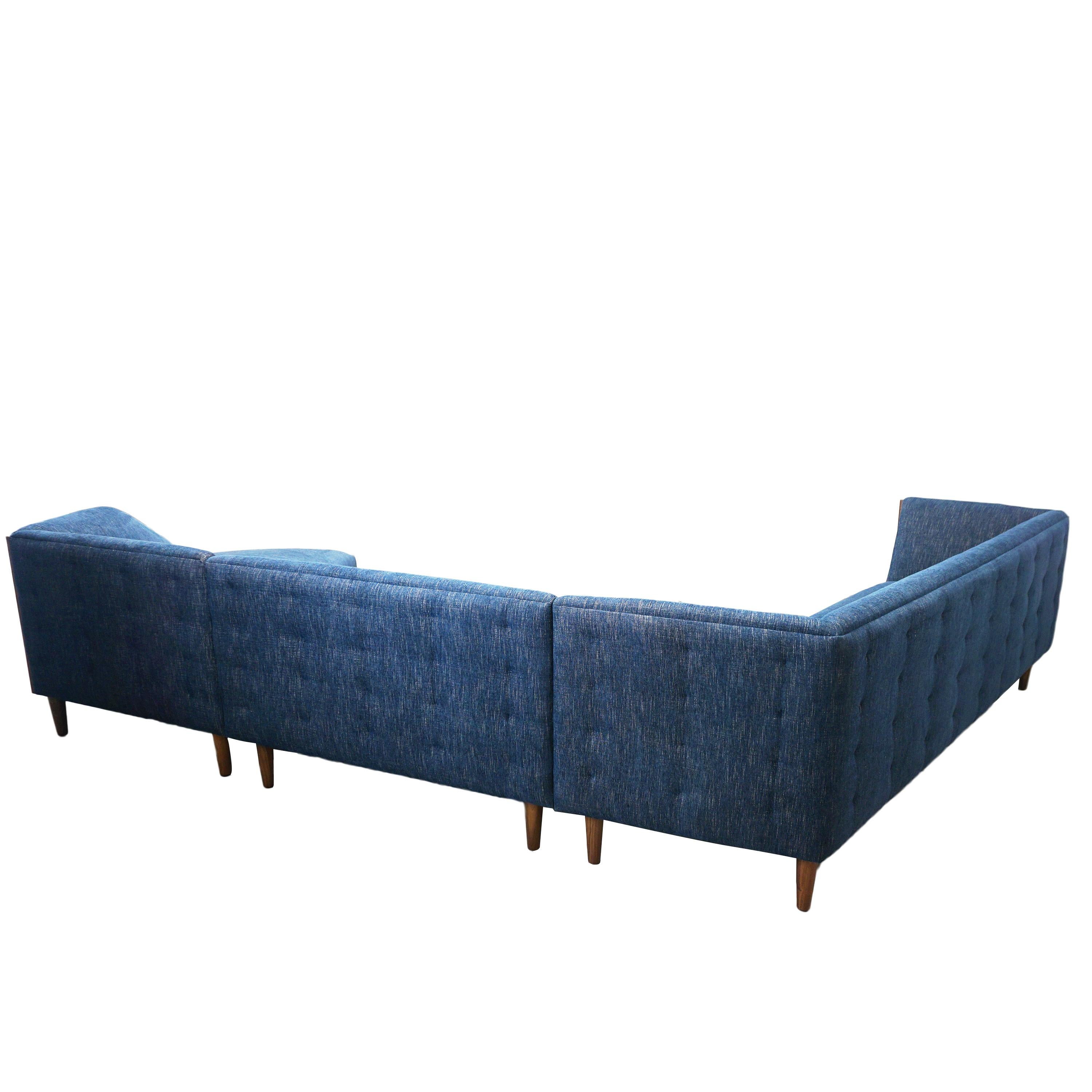 Large Mid-Century Modern Sectional with Chaise and Walnut Frame For Sale 2