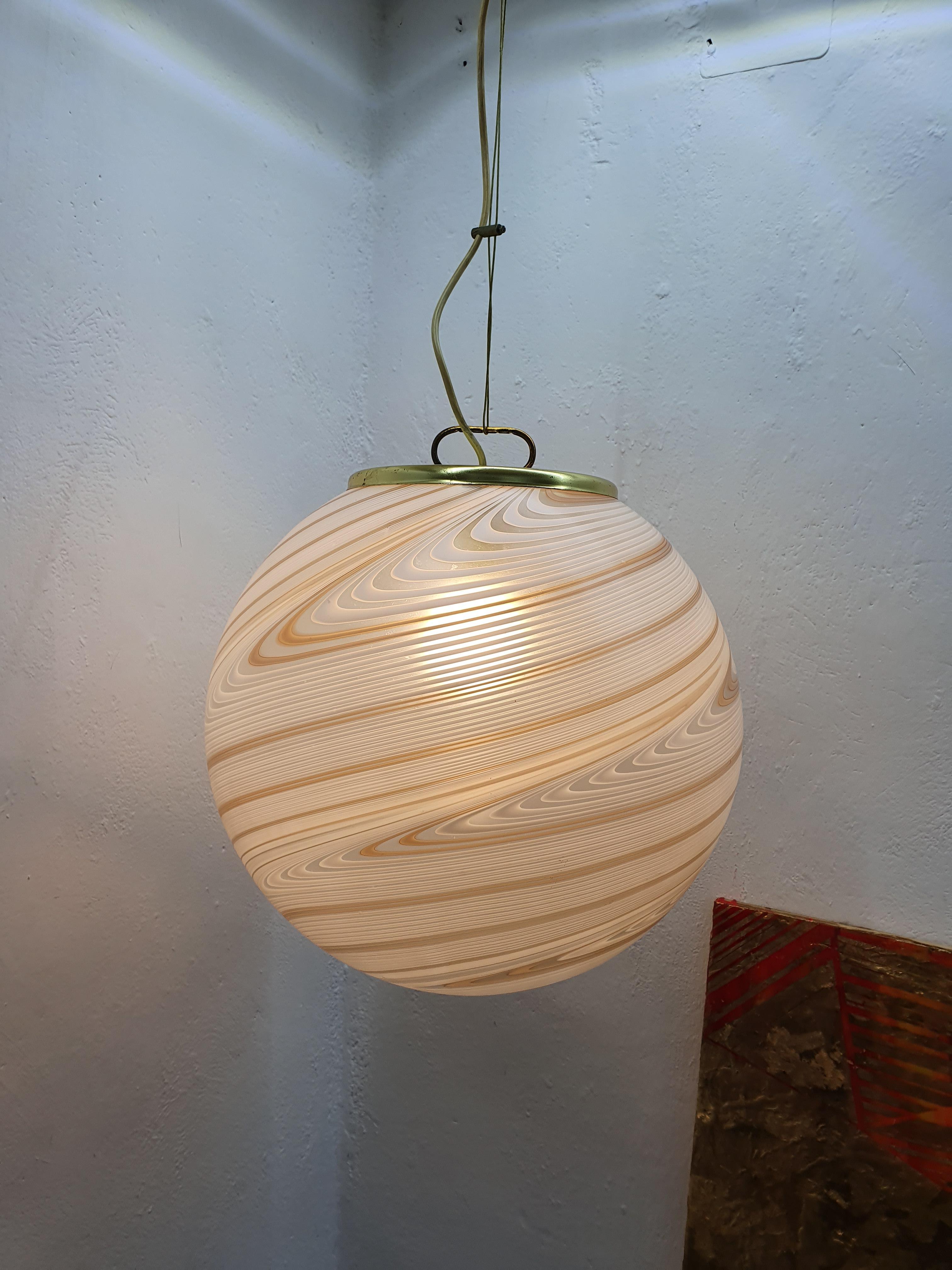 Large Mid-Century Modern Sphere Chandelier in Murano Glass by Venini, circa 1970 6