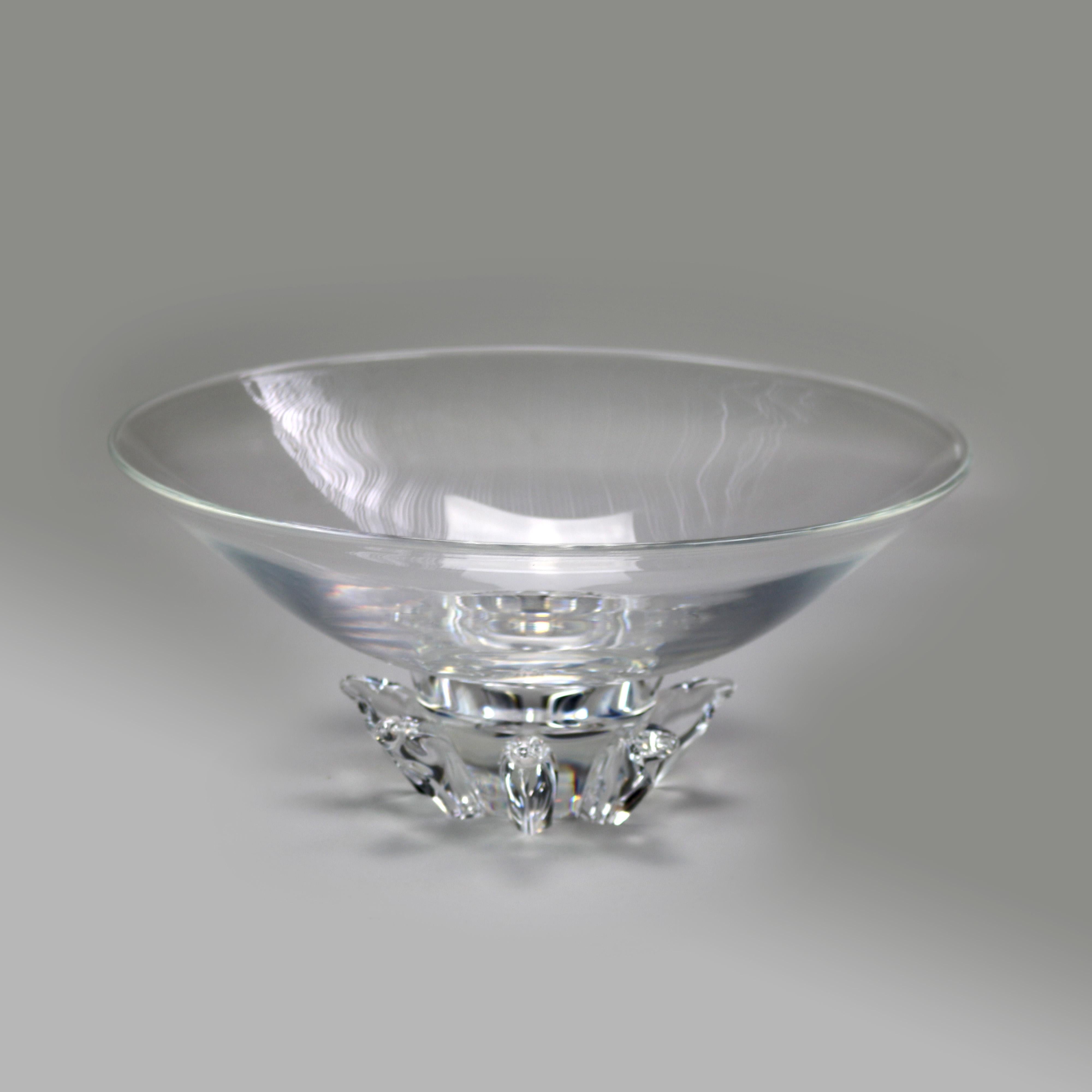 20th Century Large Mid-Century Modern Steuben Art Glass Footed Center Bowl, Signed, c1960