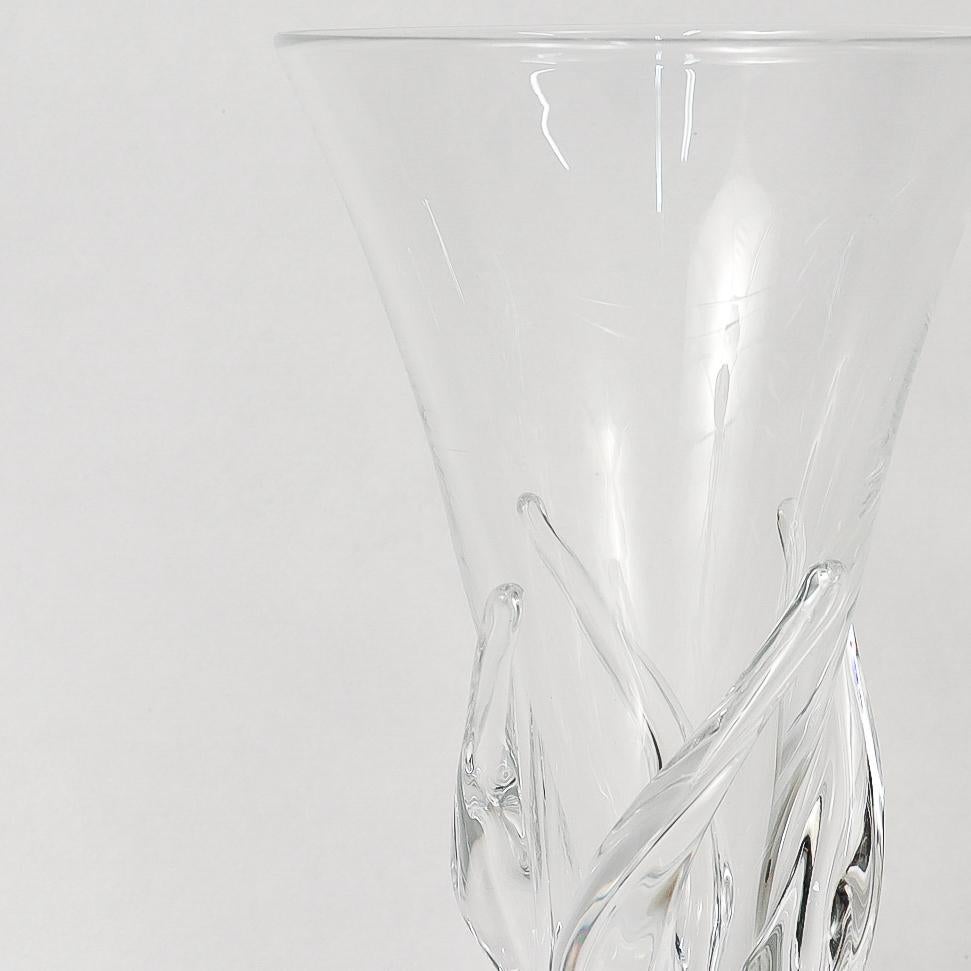 Large Mid-Century Modern Steuben Glass Flower / Rose Vase Model 8090 5