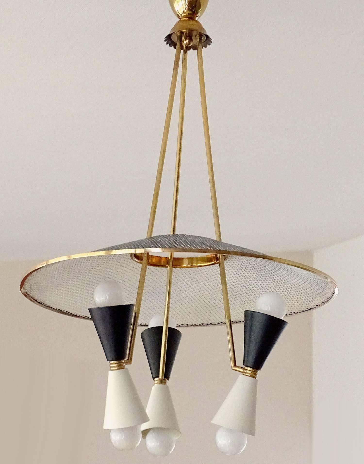 Mid-Century Modern  Large Stilnovo Style Chandelier with Diabolo Shades