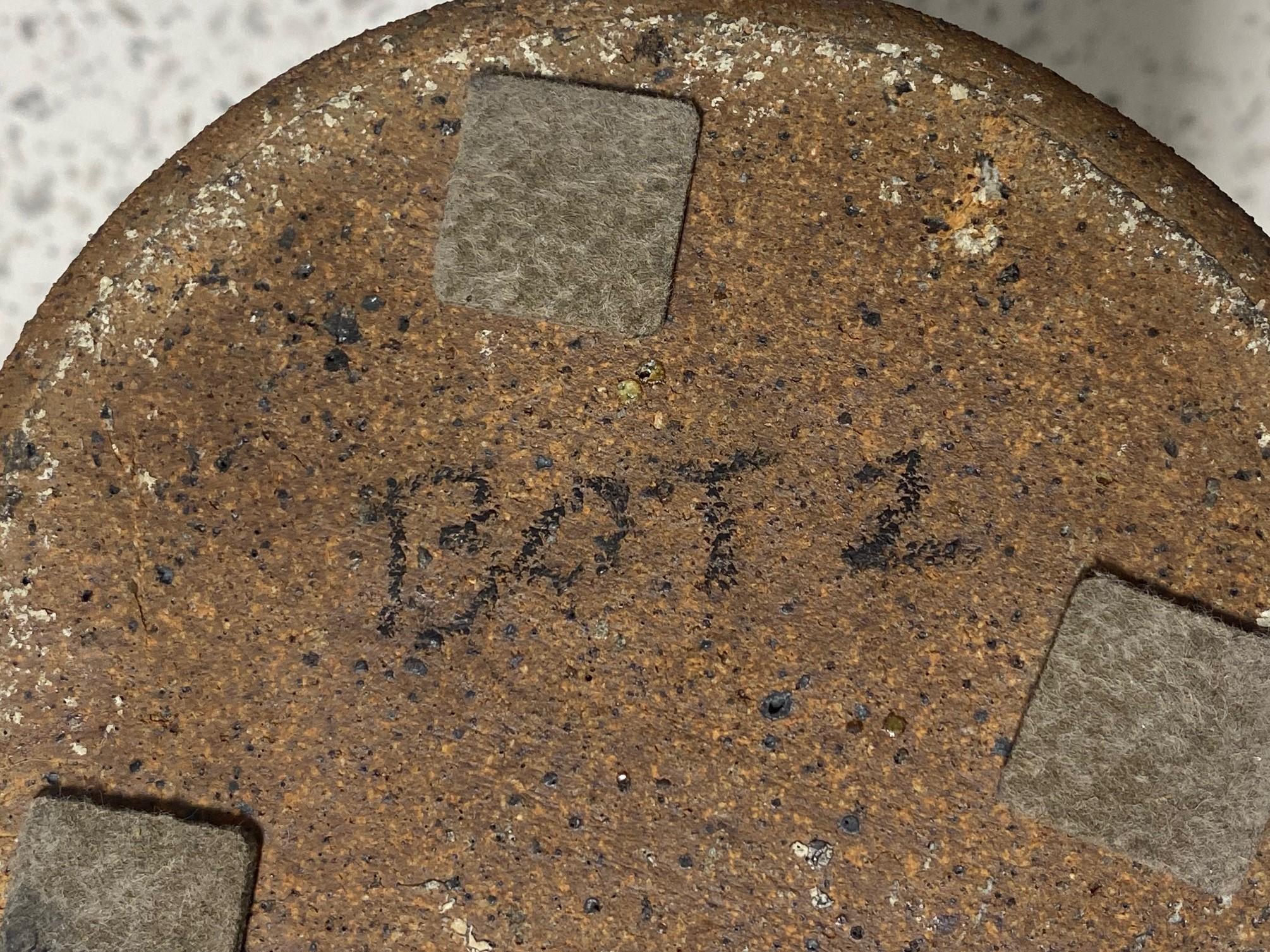 Grande vaso a bottiglia in gres della metà del secolo scorso nello stile di Peter Voulkos in vendita 8