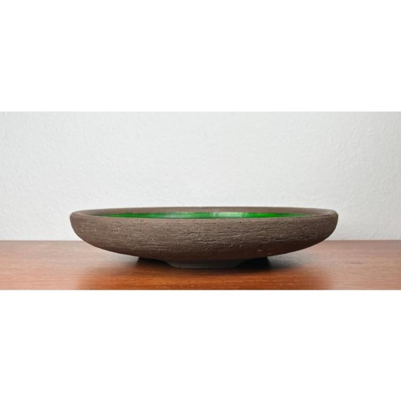 Gran cuenco de cerámica Studio Pottery moderna de mediados de siglo, años 60 en venta 12
