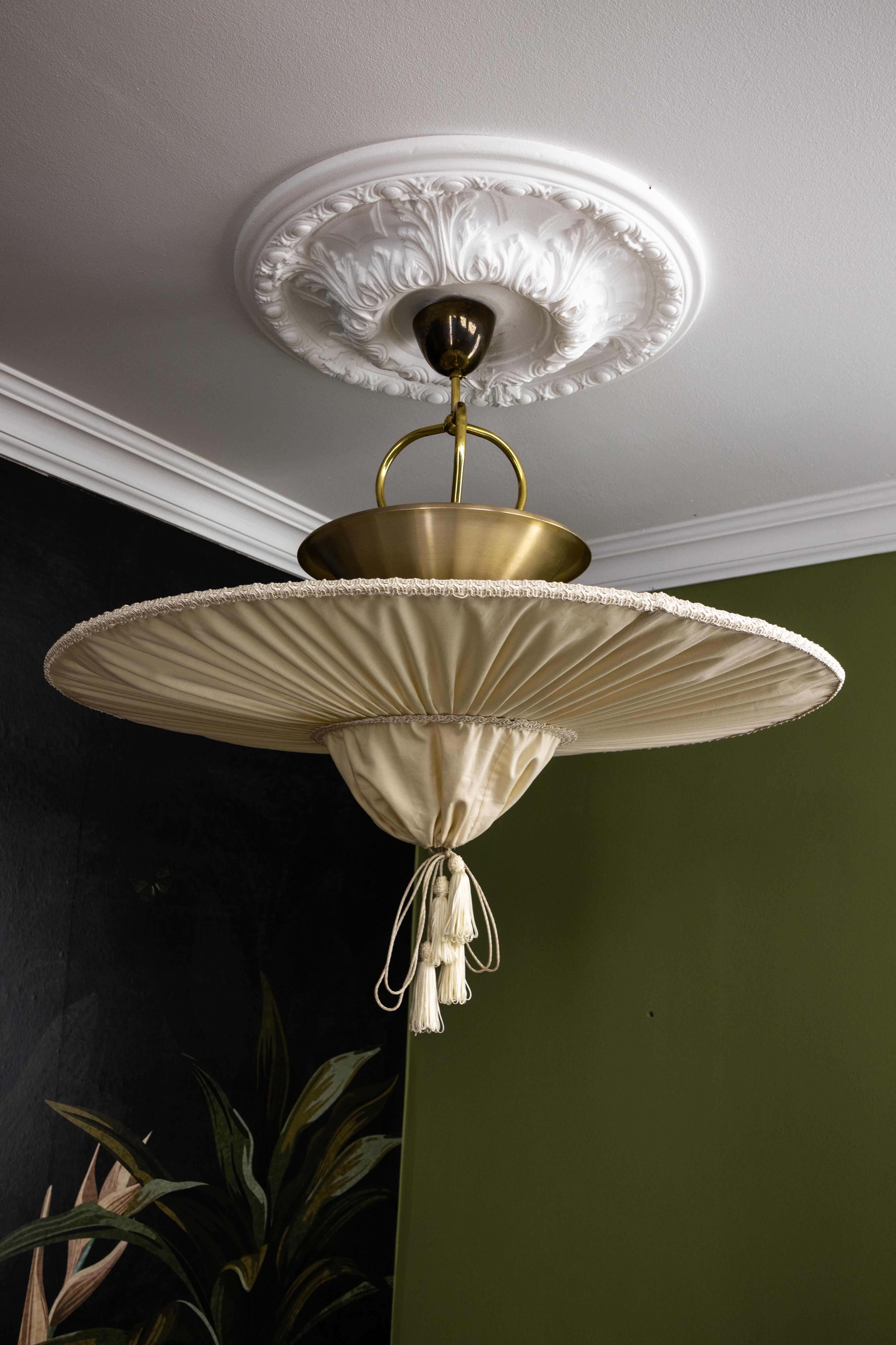Large Mid-Century Modern Style Ufo Shaped Beige Fabric Pendant Light, 1970s 4