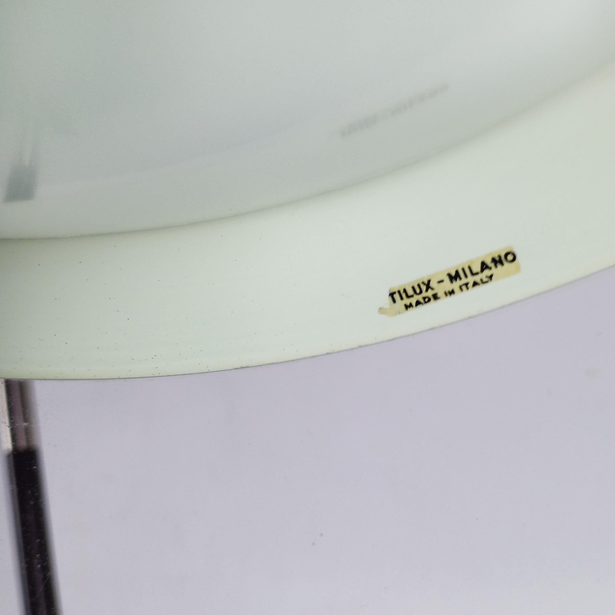 Milieu du XXe siècle Grande lampe de bureau moderne du milieu du siècle dernier avec base ronde en marbre blanc - Italie 1960 en vente