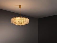 Großer, mehrstufiger Glas-Kronleuchter im Mid-Century-Modern-Stil, Breite 114 cm/45 Zoll
