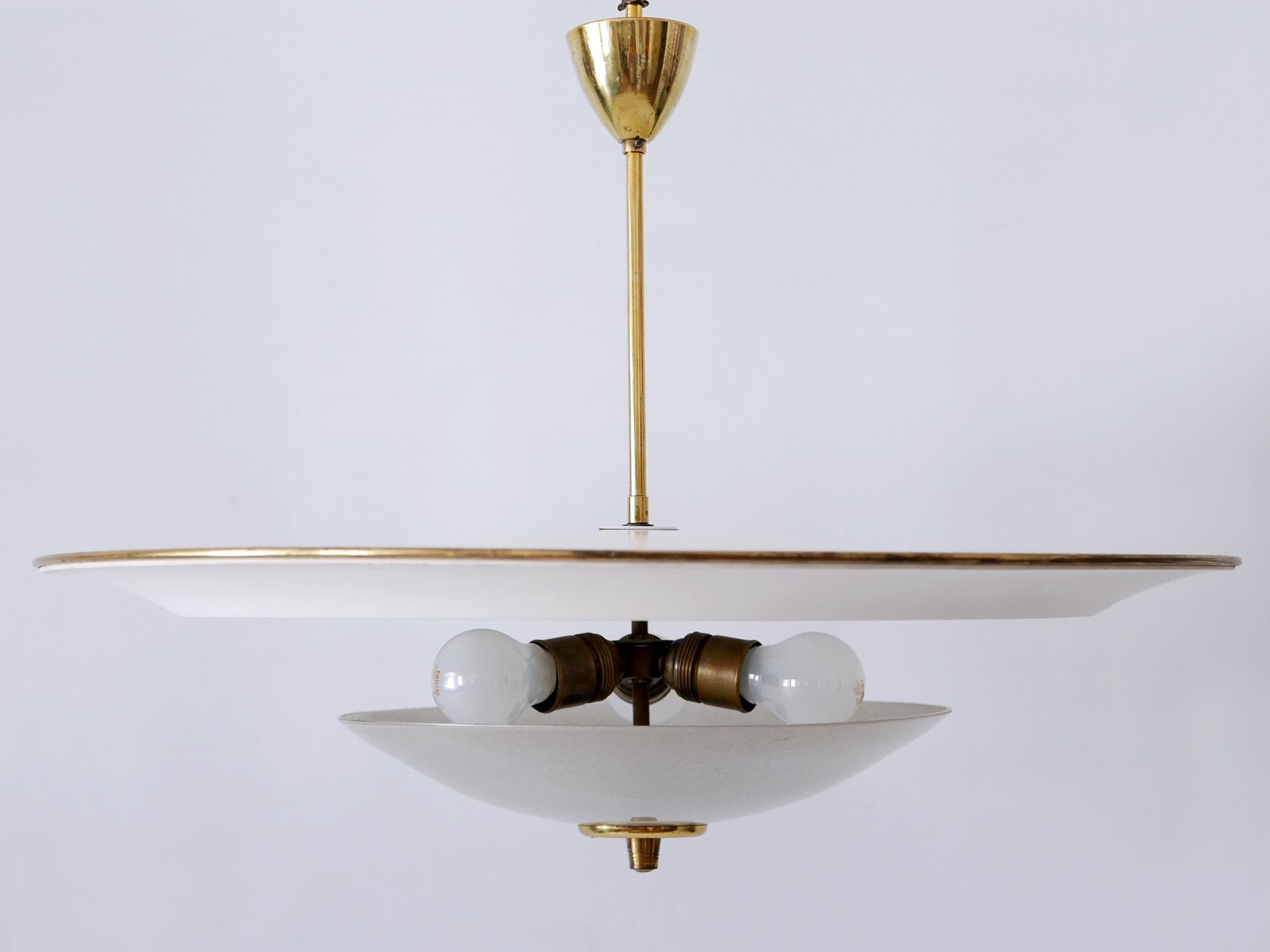 Grande lampada a soffitto o a sospensione 'Ufo' della modernità di metà secolo, Germania, anni '50 № 1 In condizioni buone in vendita a Munich, DE