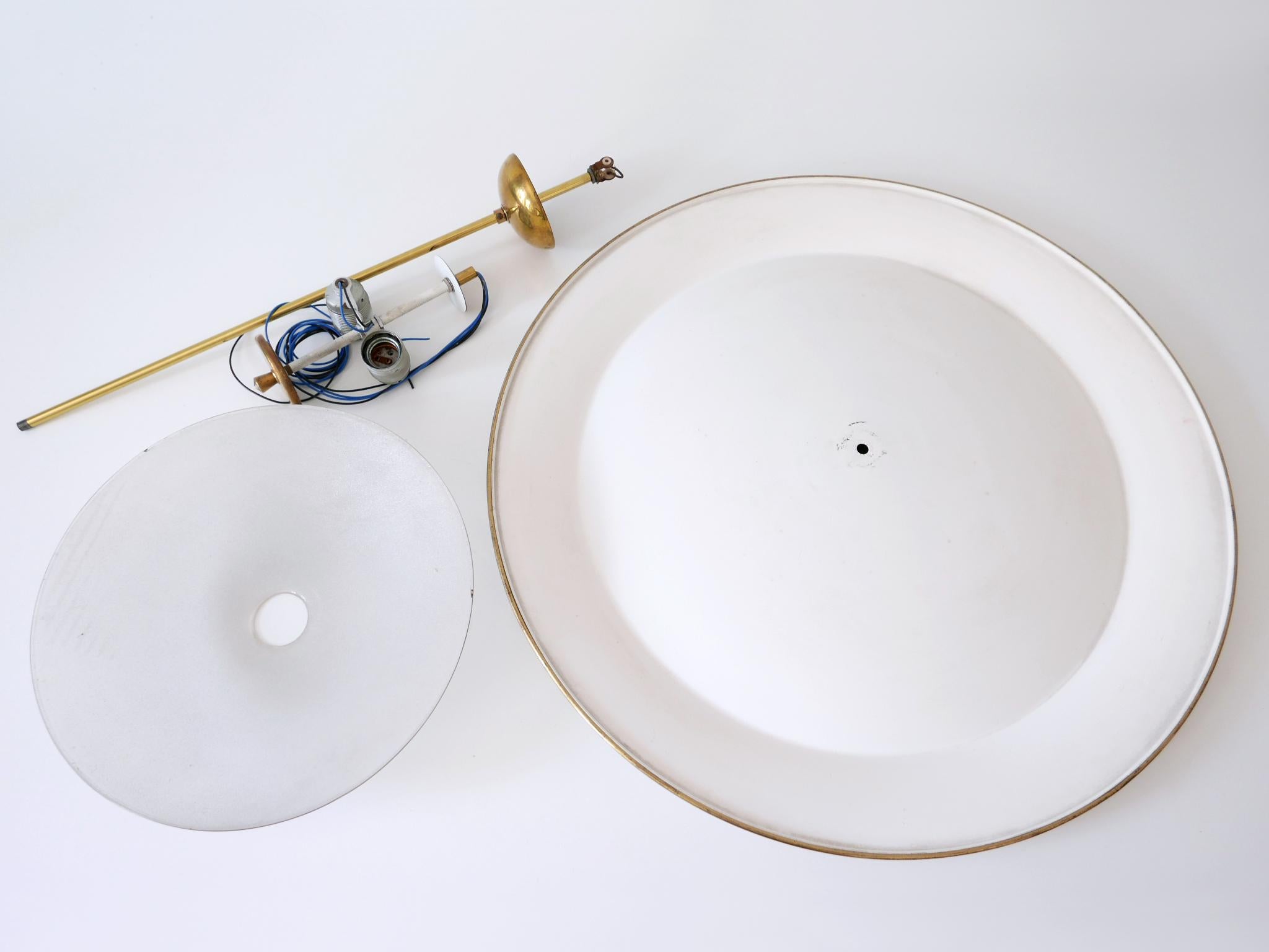 Grande lampada a soffitto o a sospensione 'Ufo' della modernità di metà secolo, Germania, anni '50 № 2 in vendita 13