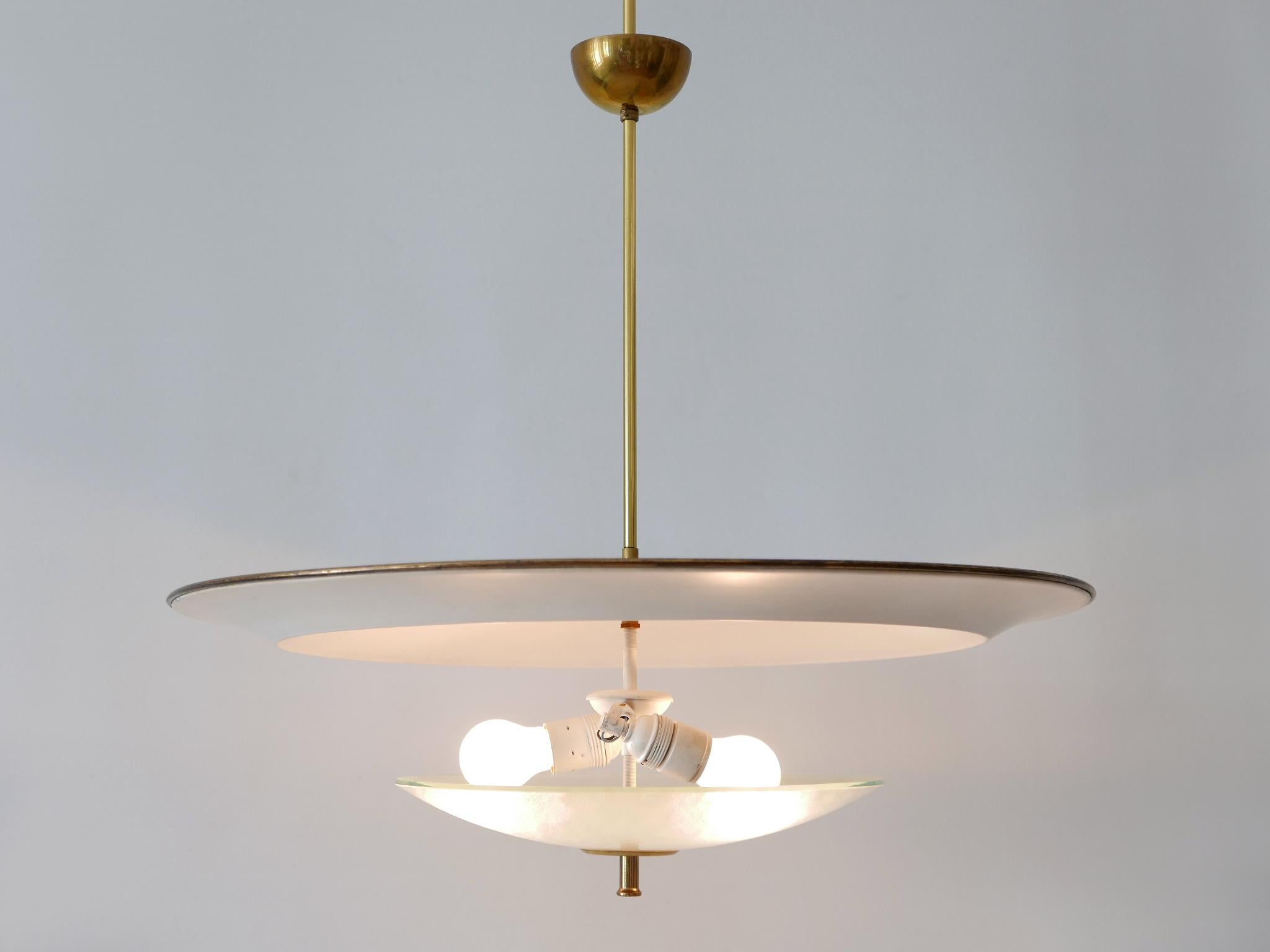 Grande lampada a soffitto o a sospensione 'Ufo' della modernità di metà secolo, Germania, anni '50 № 3 in vendita 2