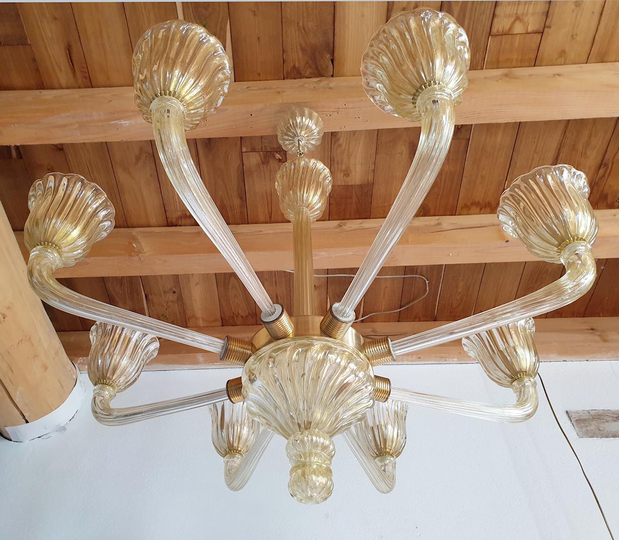 Hand-Crafted Large Mid-Century Modern Clear & Gold Murano Glass Chandelier Barovier Italy 60s