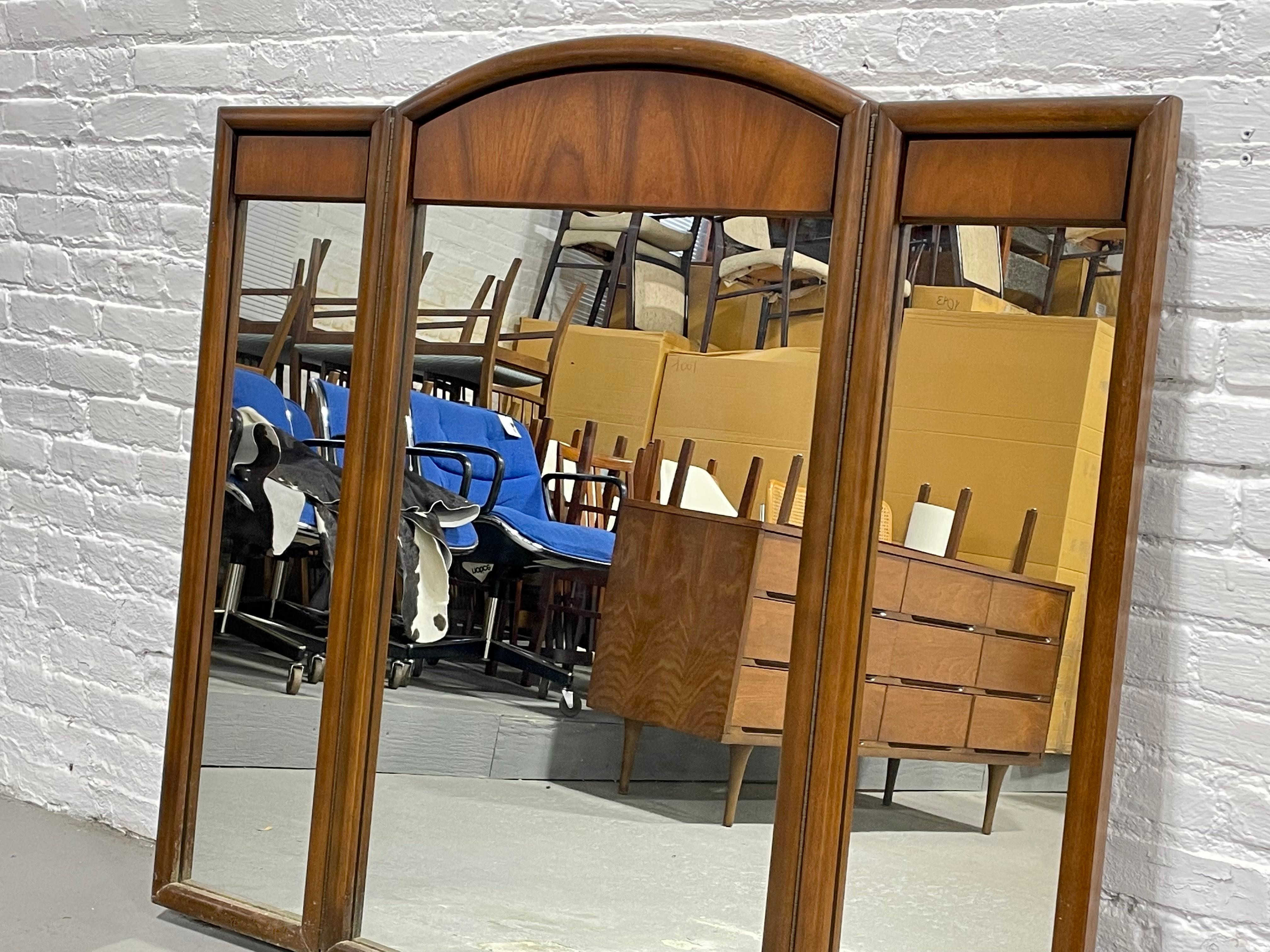Large Mid-Century Modern Walnut Three Panel Mirror, C. 1960s For Sale 2