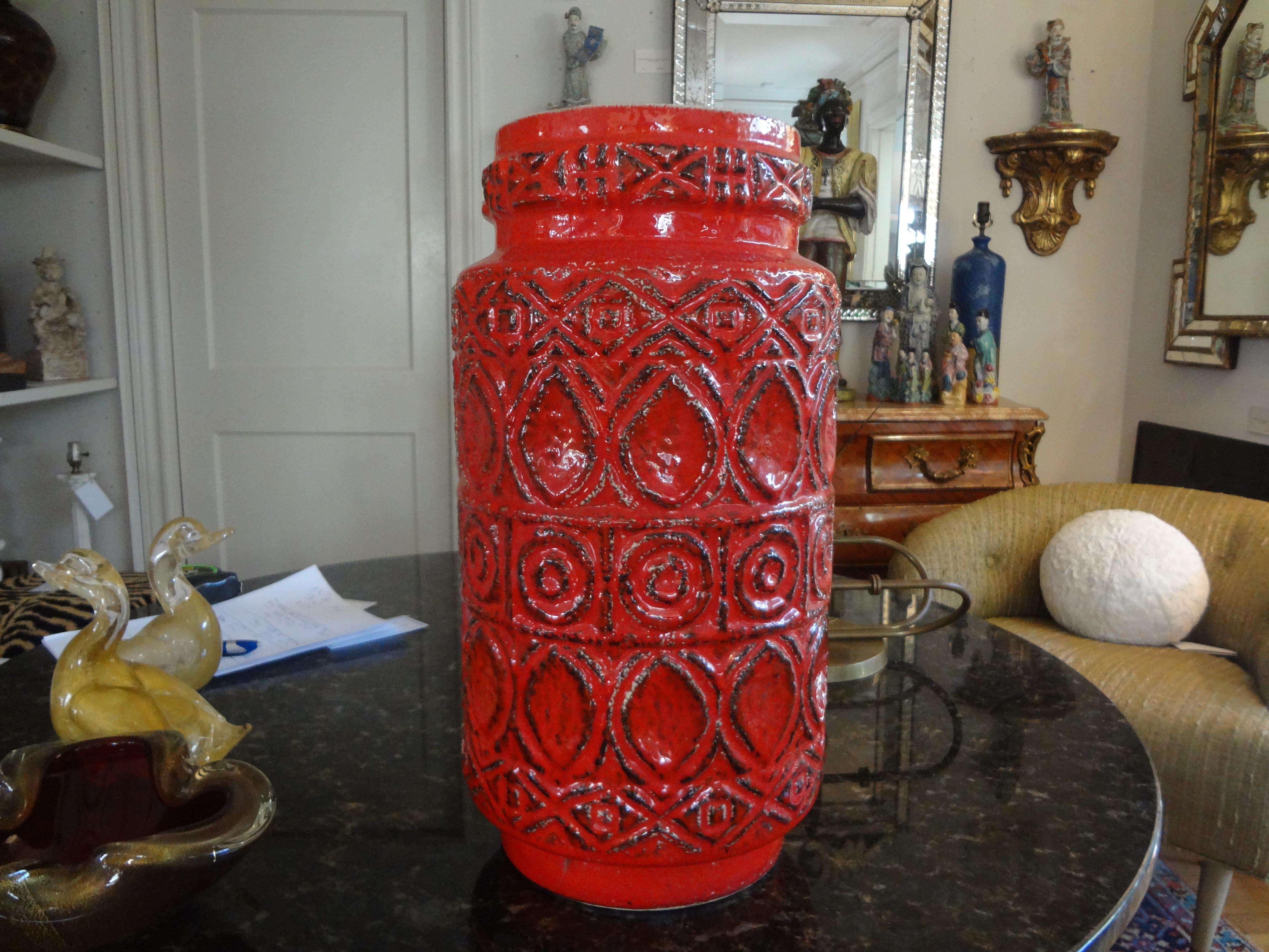 Grand vase en poterie vernissée West German Modernity en vente 3