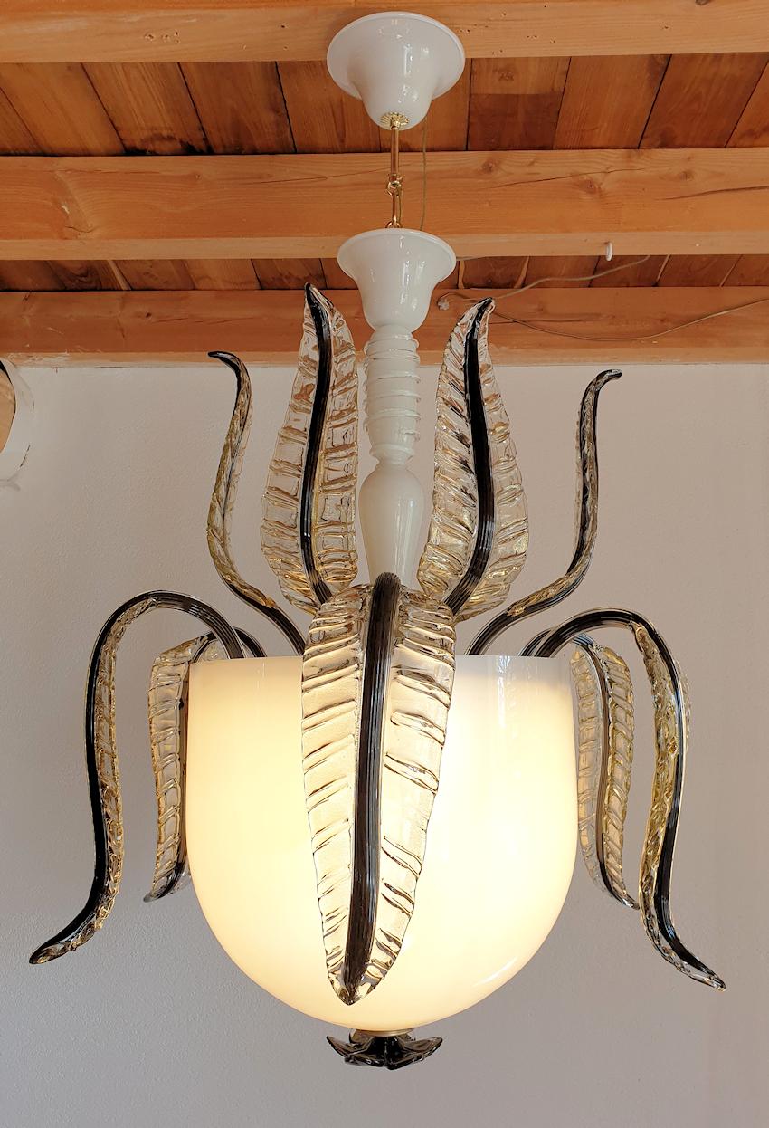 Mid-Century Modern Large White, Black and gold Murano Glass Chandelier Seguso Style