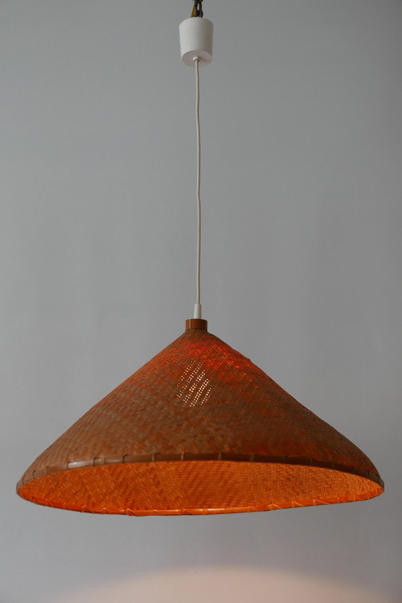 Grande lampada a sospensione in vimini della modernità di metà secolo, Germania, anni '60 in vendita 4