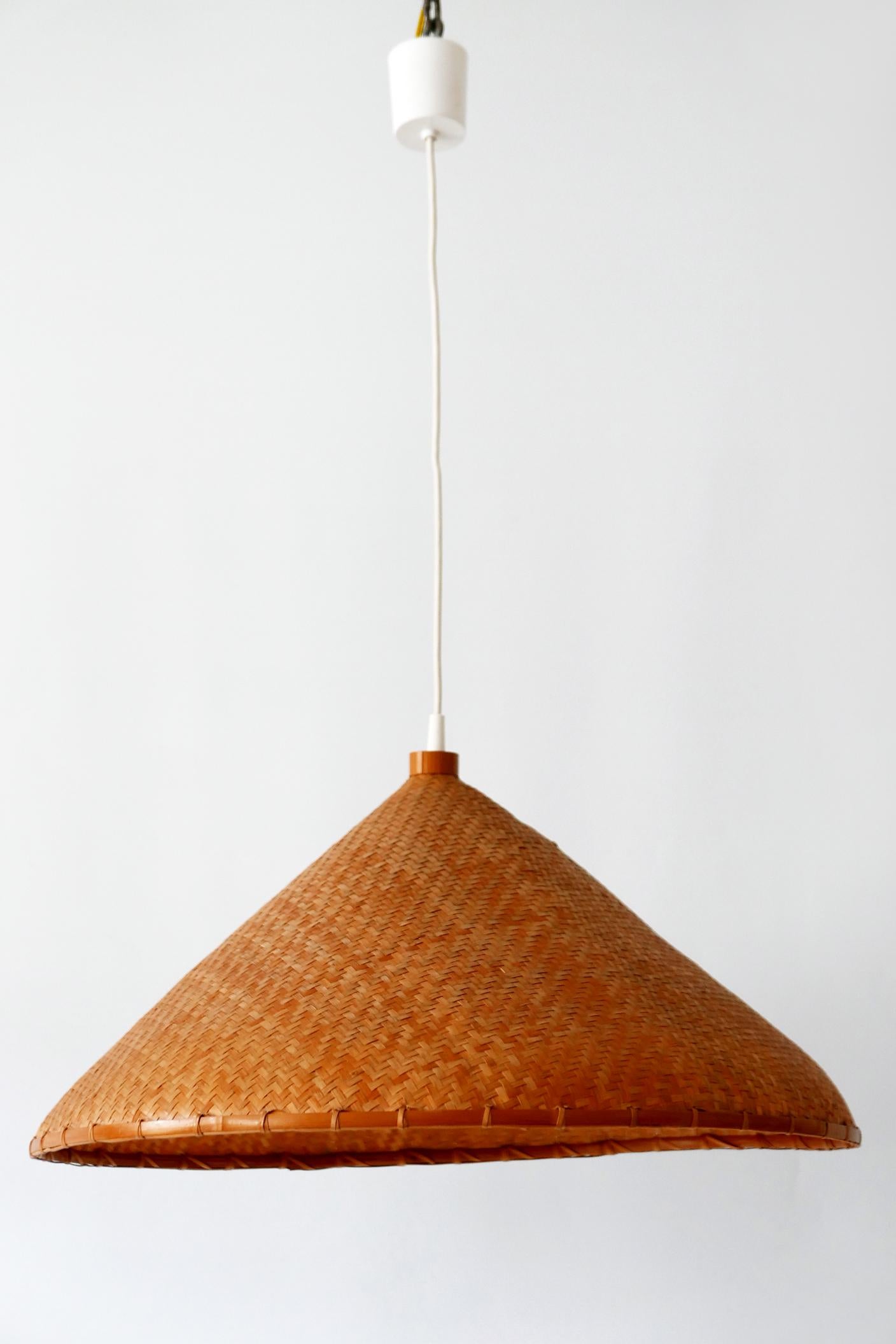 Large Mid-Century Modern Wicker Pendant Lamp or Hanging Light, Germany, 1960s For Sale 1