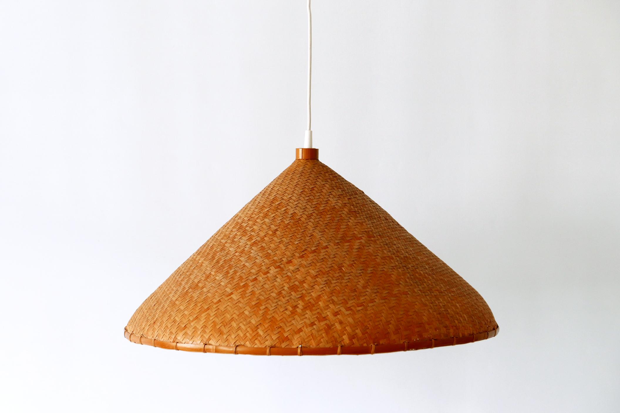 Large Mid-Century Modern Wicker Pendant Lamp or Hanging Light, Germany, 1960s For Sale 3