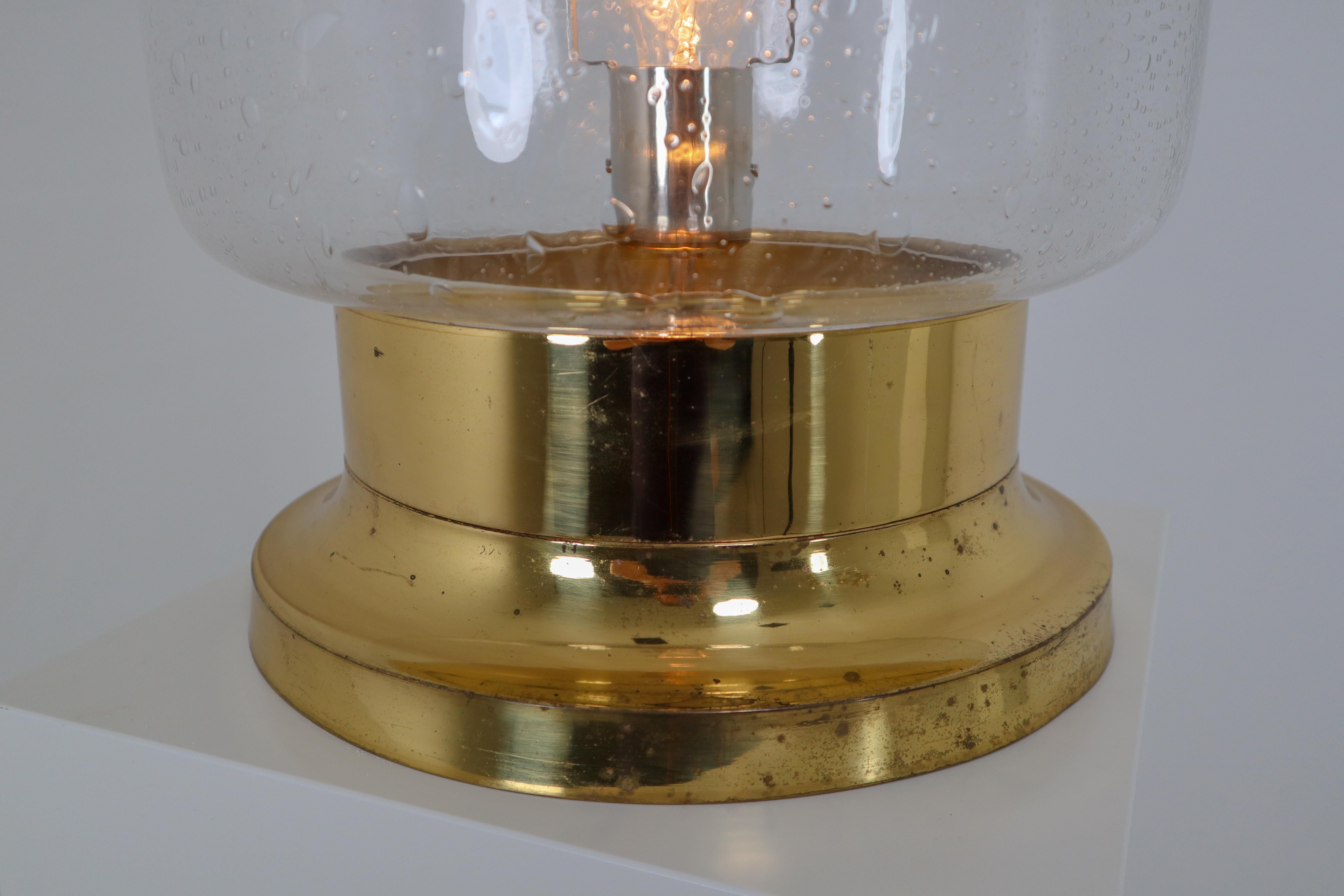 Large Mid-Century Modernist Hand-Blowed Glass and Brass Table Lamp, Austria 1960 In Good Condition In Almelo, NL