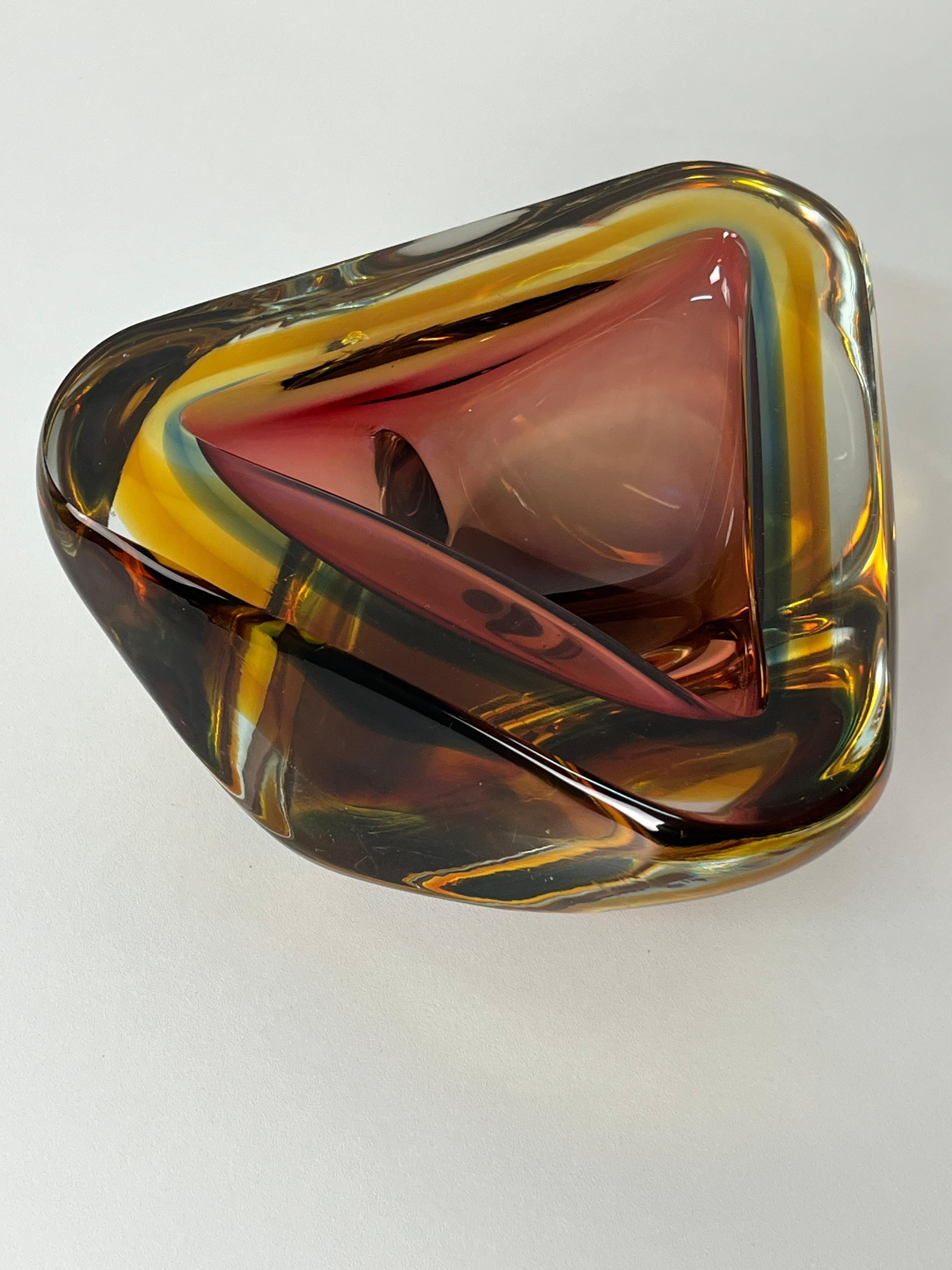 Grande posacenere in vetro di Murano della metà del secolo scorso, ambra, anni '60 in vendita 5