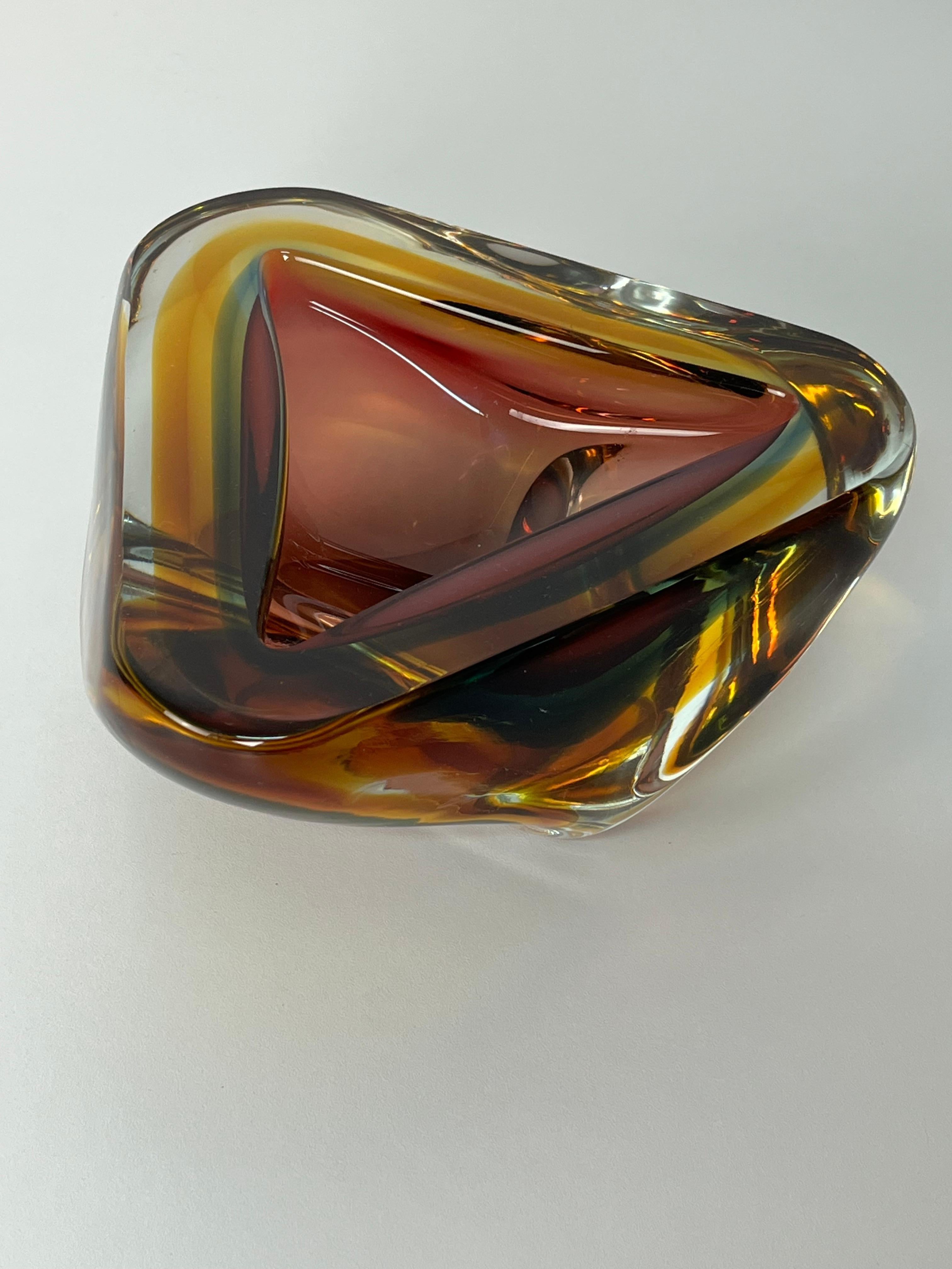 Grande posacenere in vetro di Murano della metà del secolo scorso, ambra, anni '60 in vendita 8