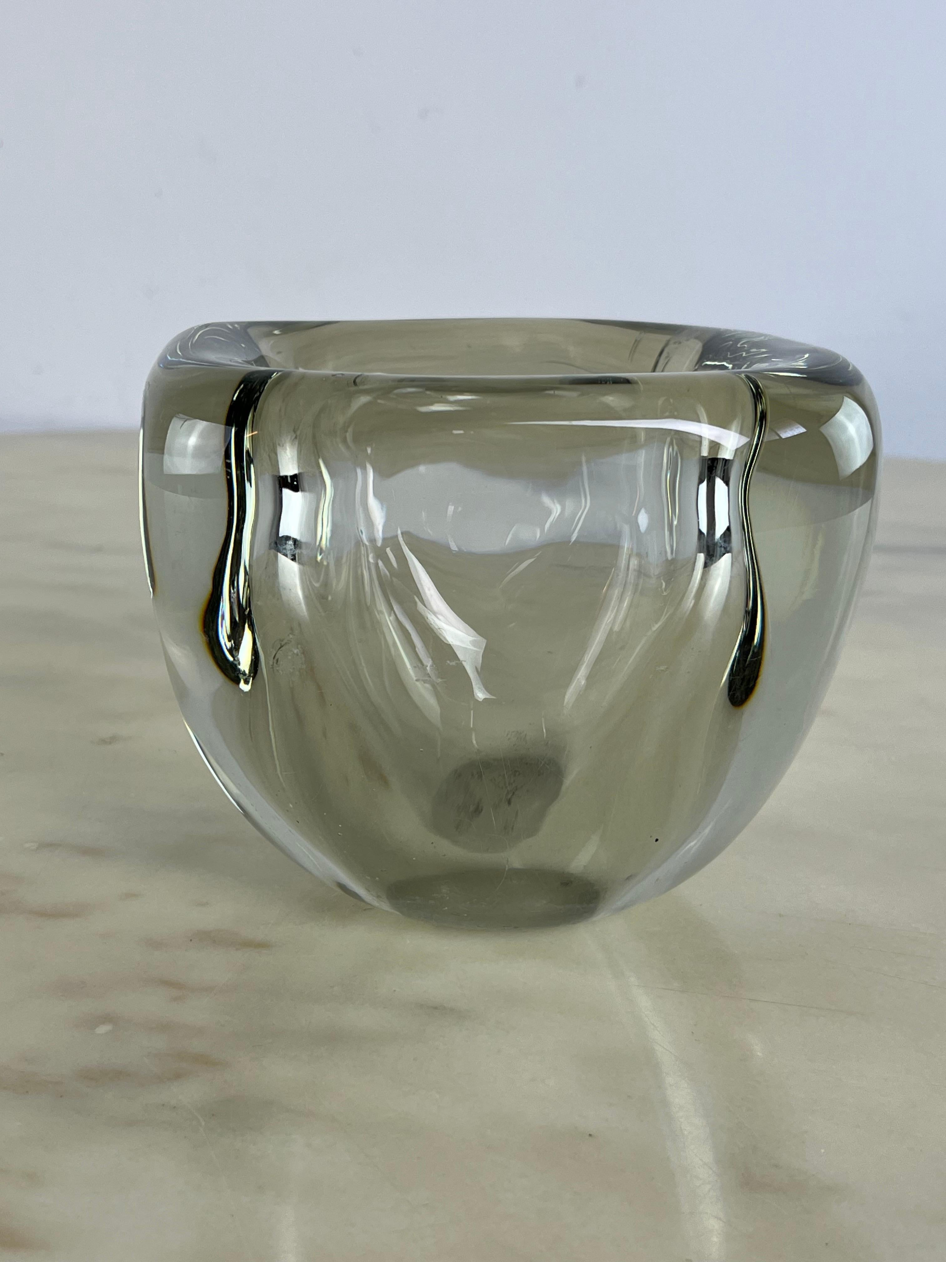 Großer Aschenbecher aus Murano-Glas aus der Mitte des Jahrhunderts  Italienisches Design 1960er Jahre im Angebot 3