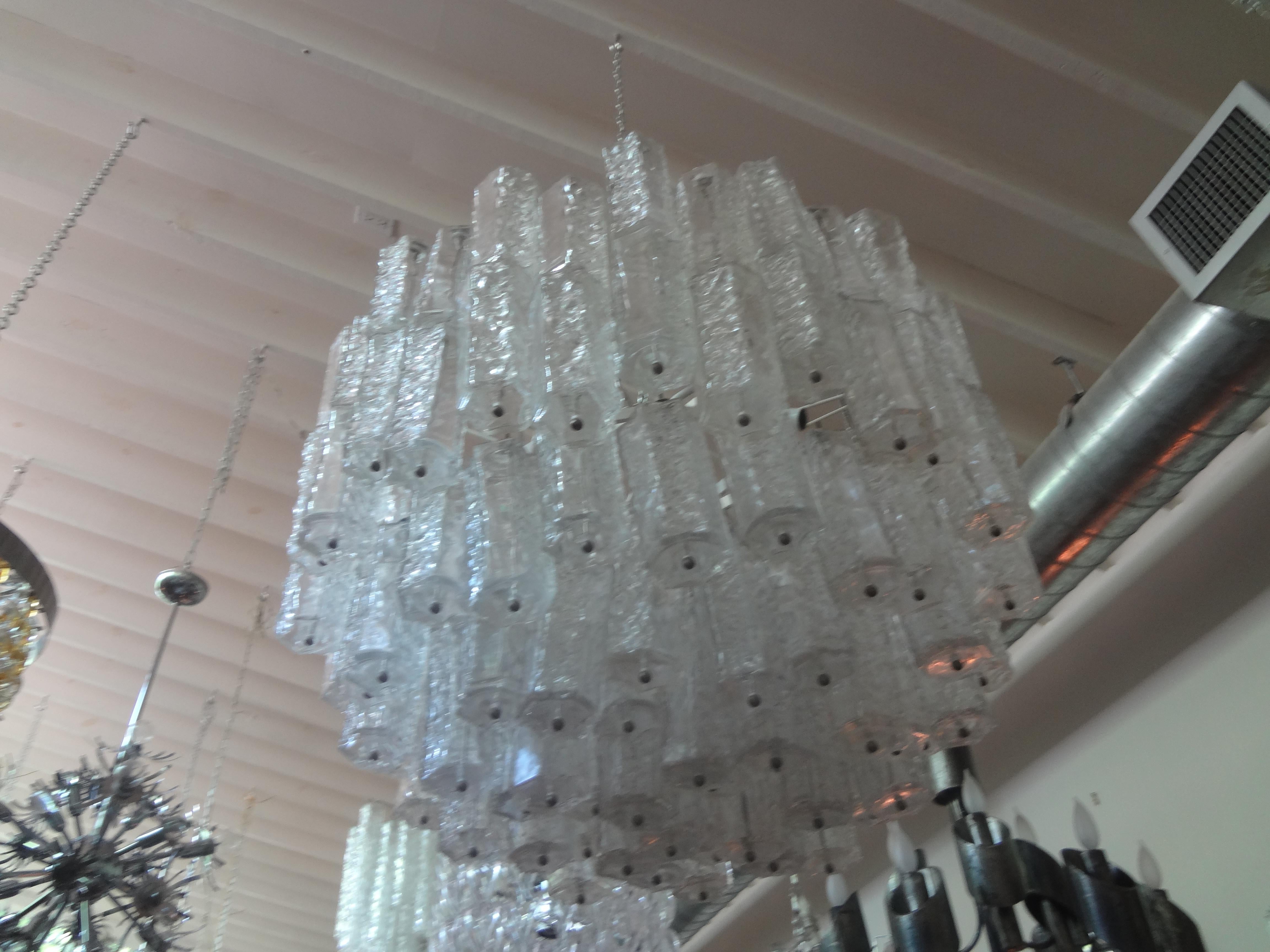 Mid-20th Century Large Midcentury Murano Chandelier by Toni Zuccheri for Venini For Sale