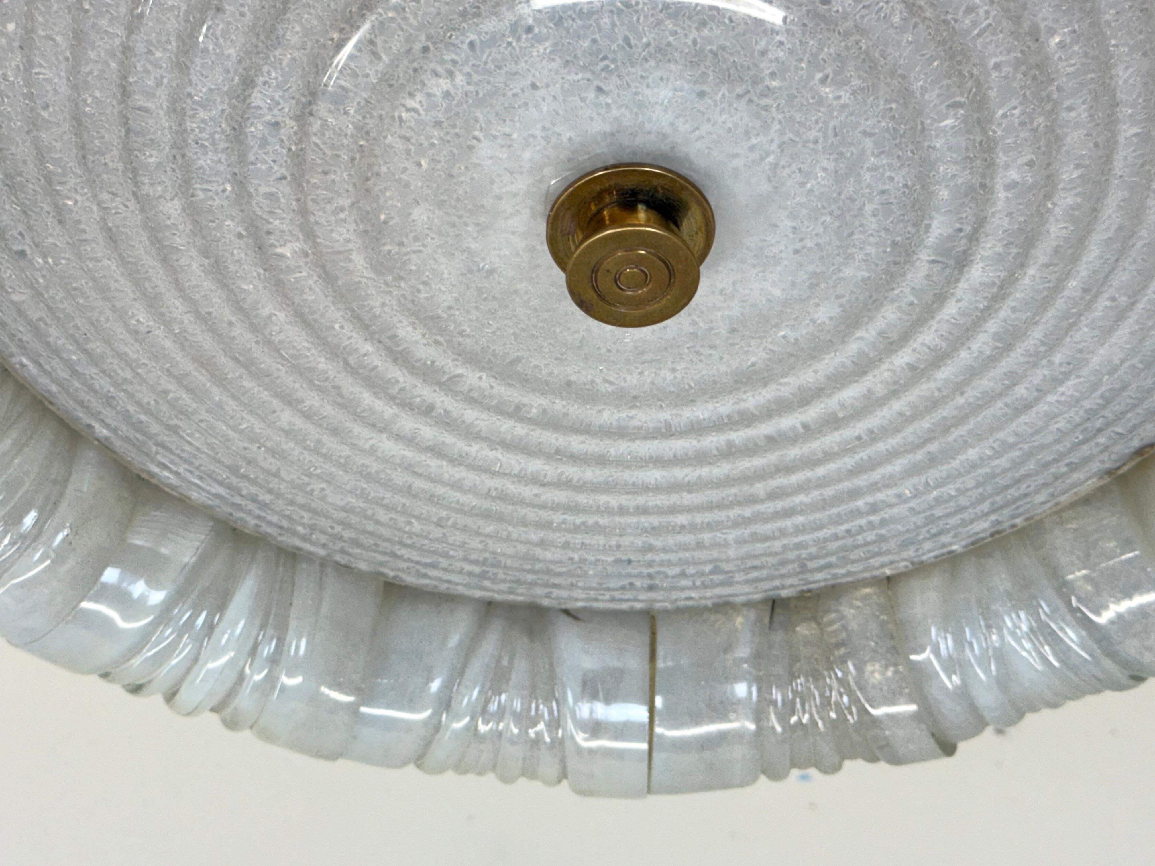 Large Mid-Century Murano Glass Flush Mount Chandelier by Barovier e Toso, 1940 For Sale 3