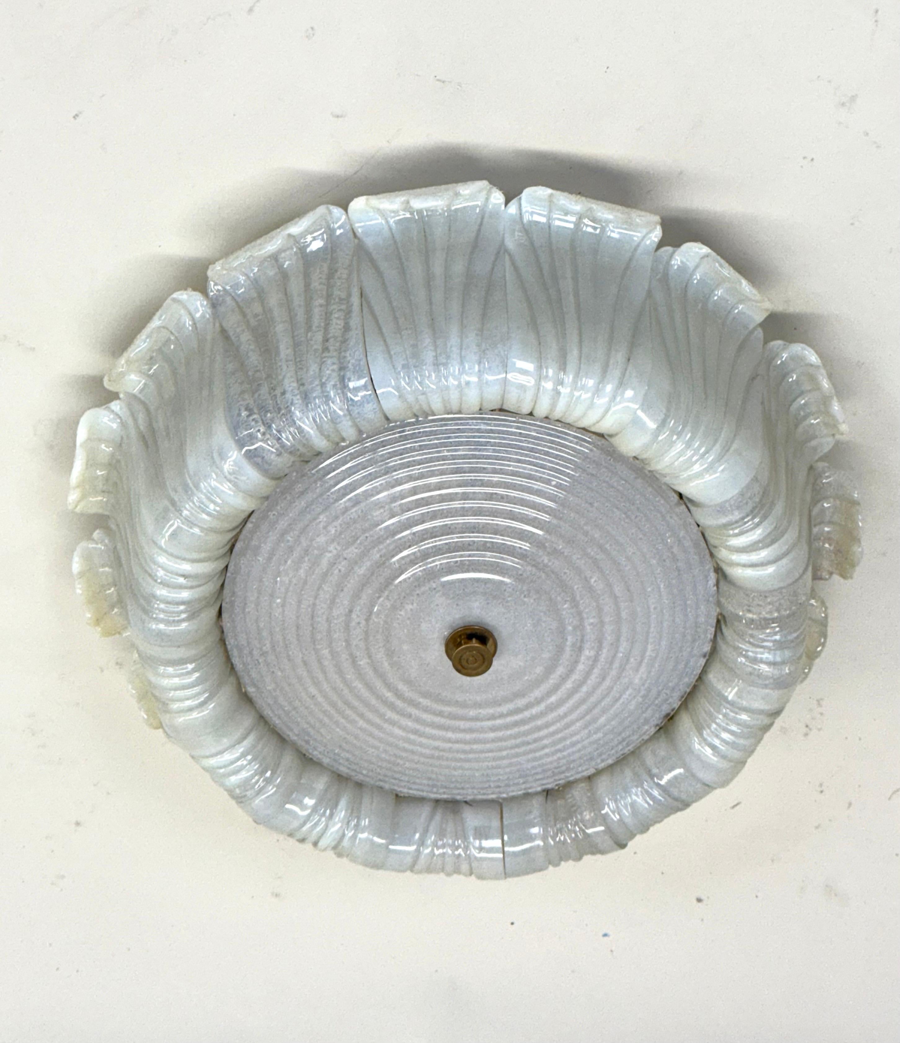20th Century Large Mid-Century Murano Glass Flush Mount Chandelier by Barovier e Toso, 1940 For Sale