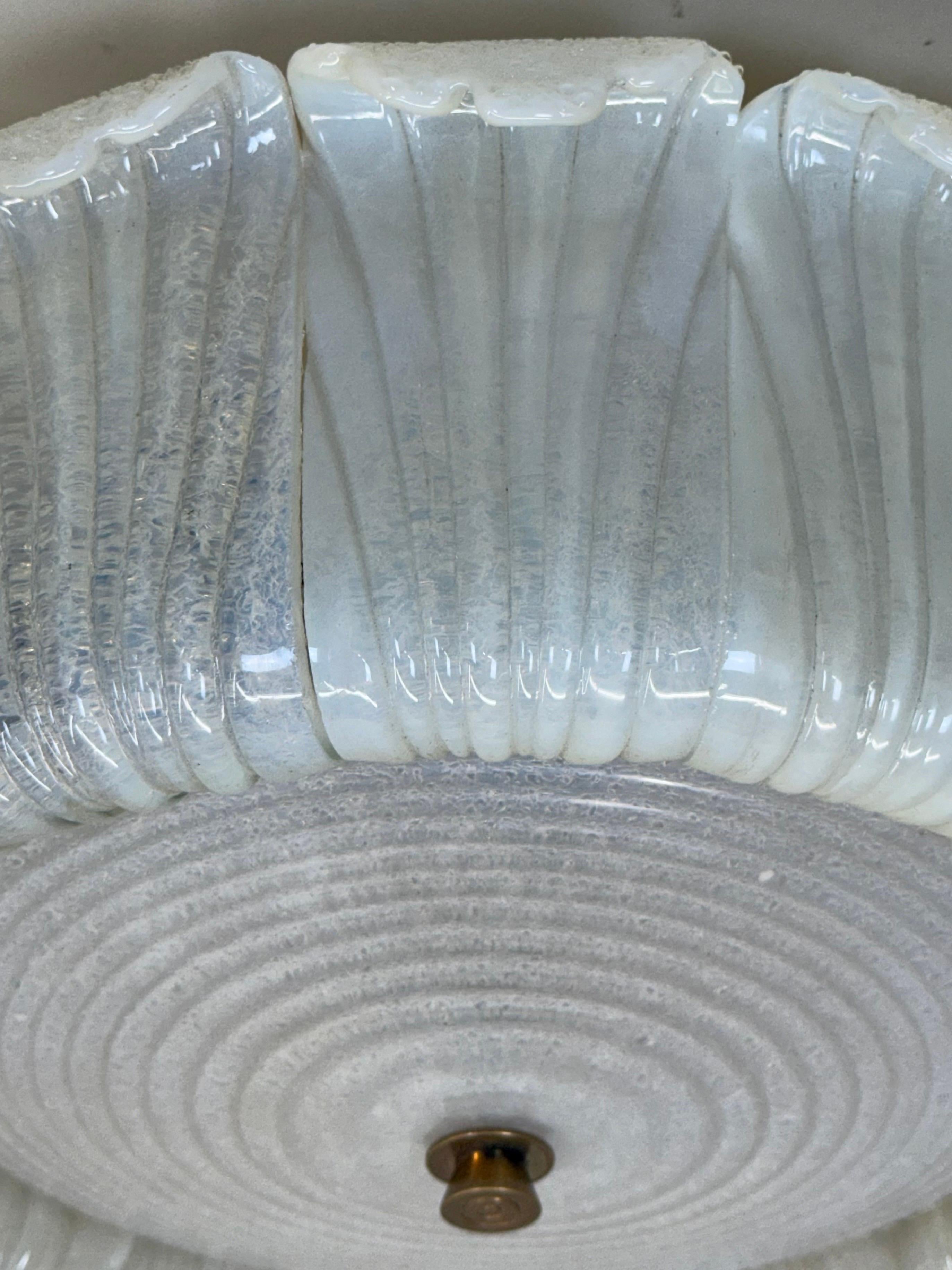 Large Mid-Century Murano Glass Flush Mount Chandelier by Barovier e Toso, 1940 For Sale 1