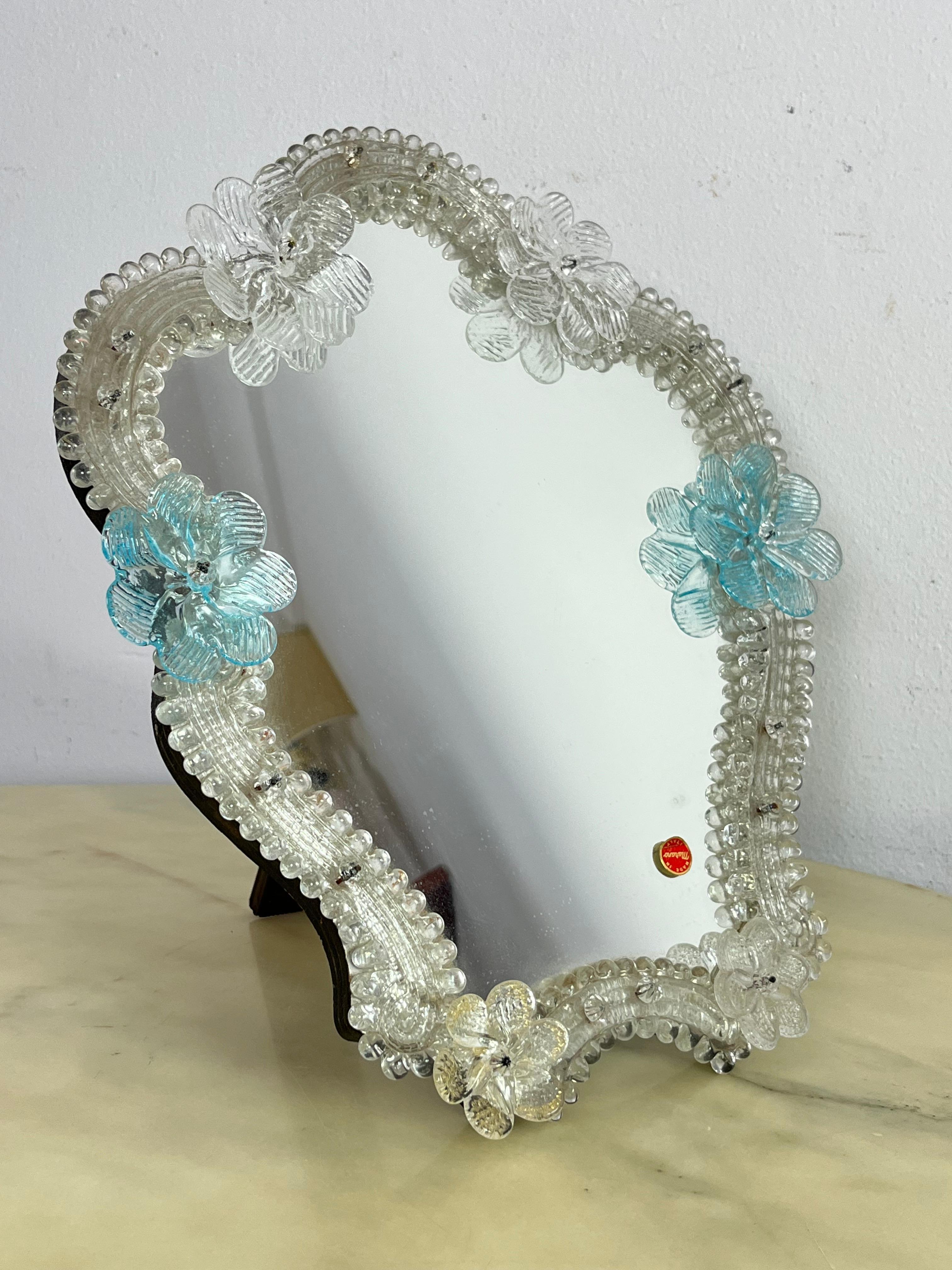italien Grand miroir de table en verre de Murano du milieu du siècle dernier  Dans le style de Barovier & Toso en vente