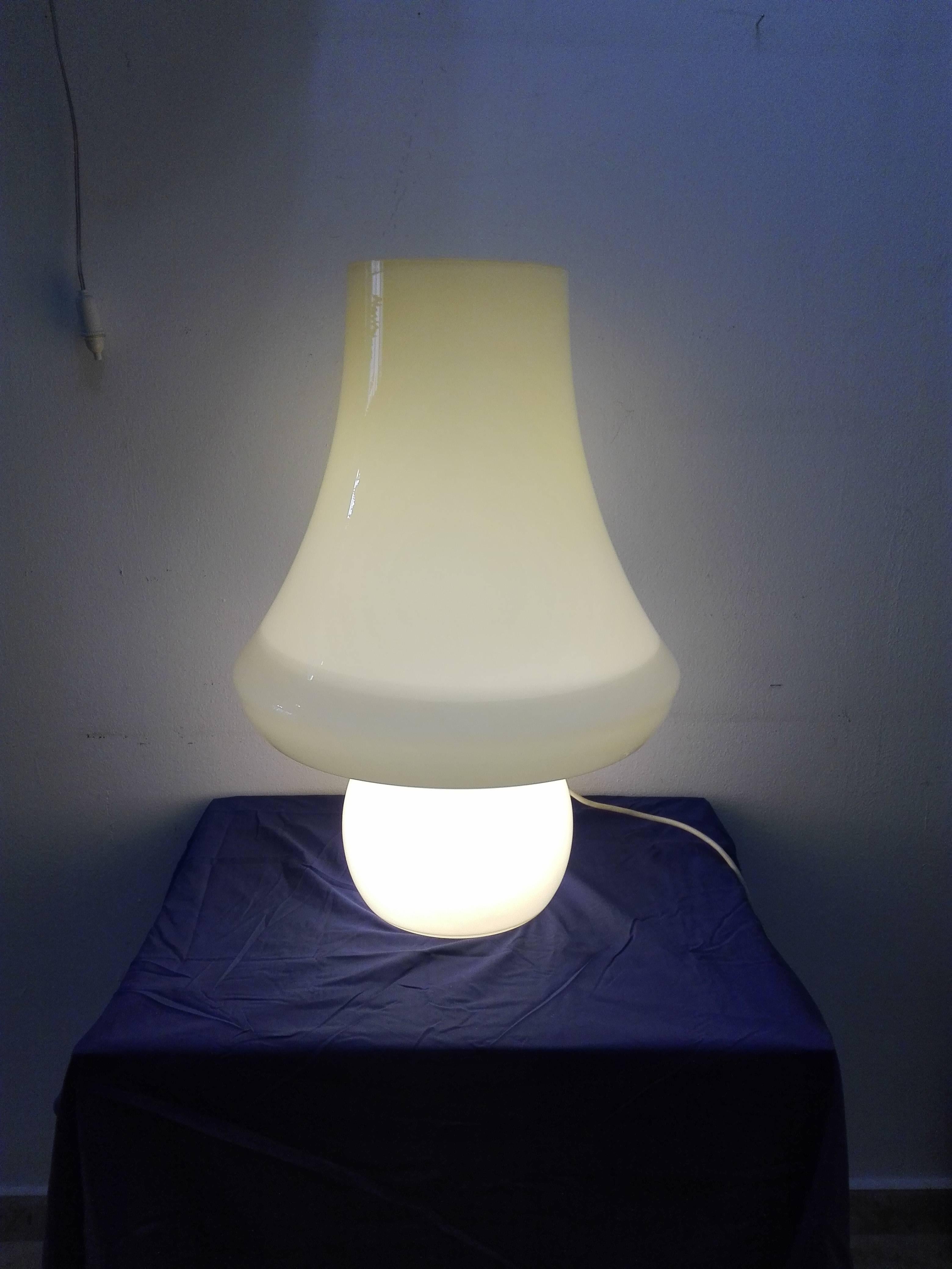 Mid-Century Modern Large Midcentury Mushroom Lamp by Paolo Venini for Venini, 1960s For Sale