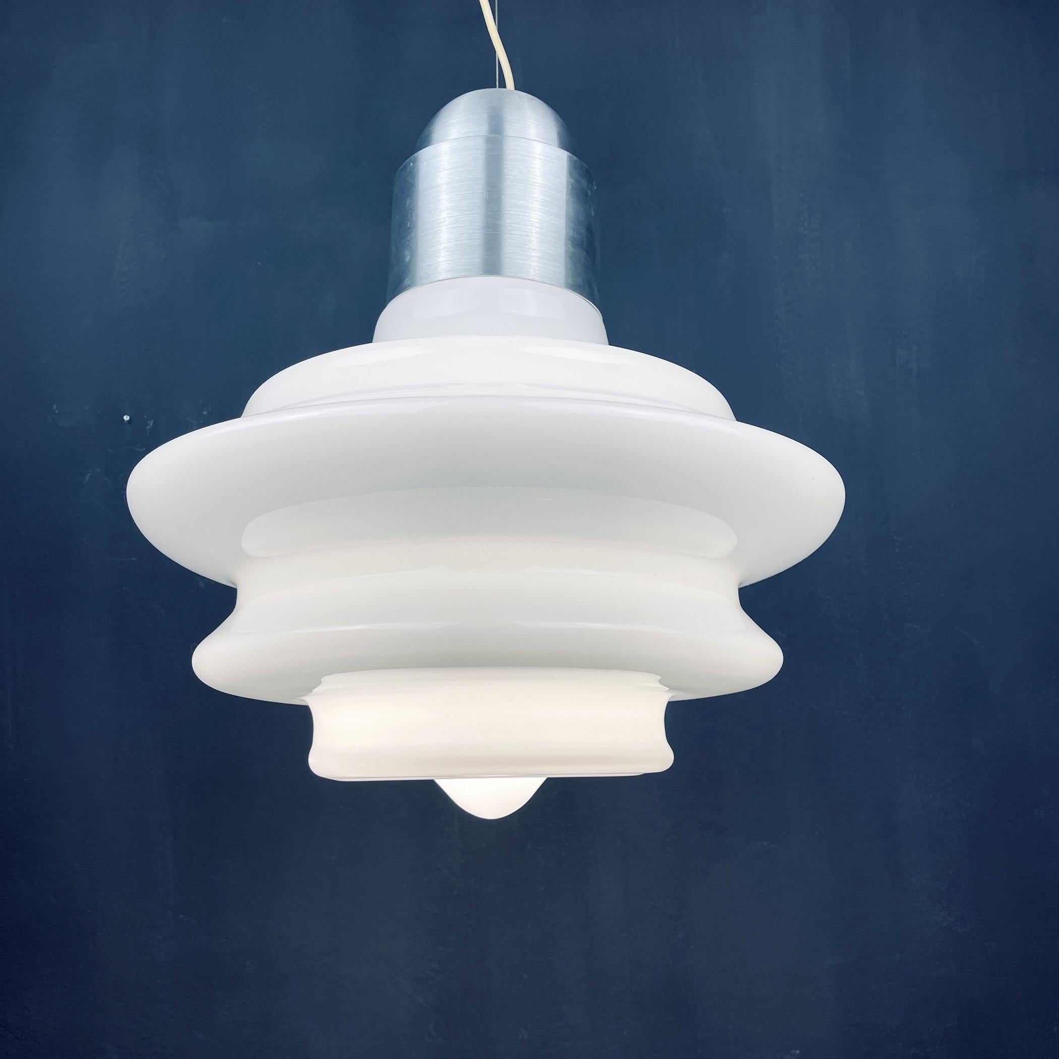 Large mid-century opaline white glass hanging lamp Italy 1960s In Good Condition For Sale In Miklavž Pri Taboru, SI