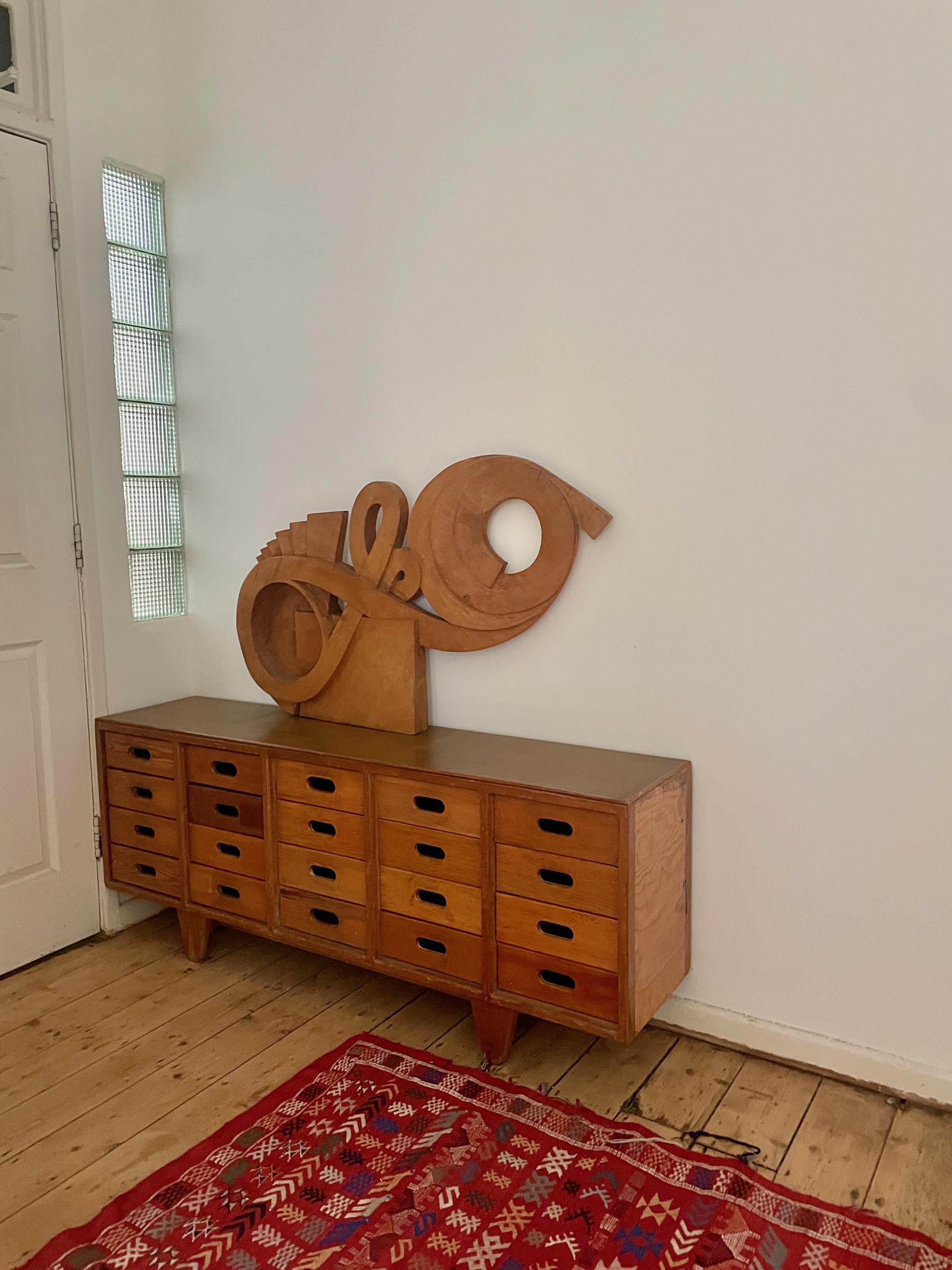 Grande scultura organica in legno del Medioevo, Regno Unito in vendita 2