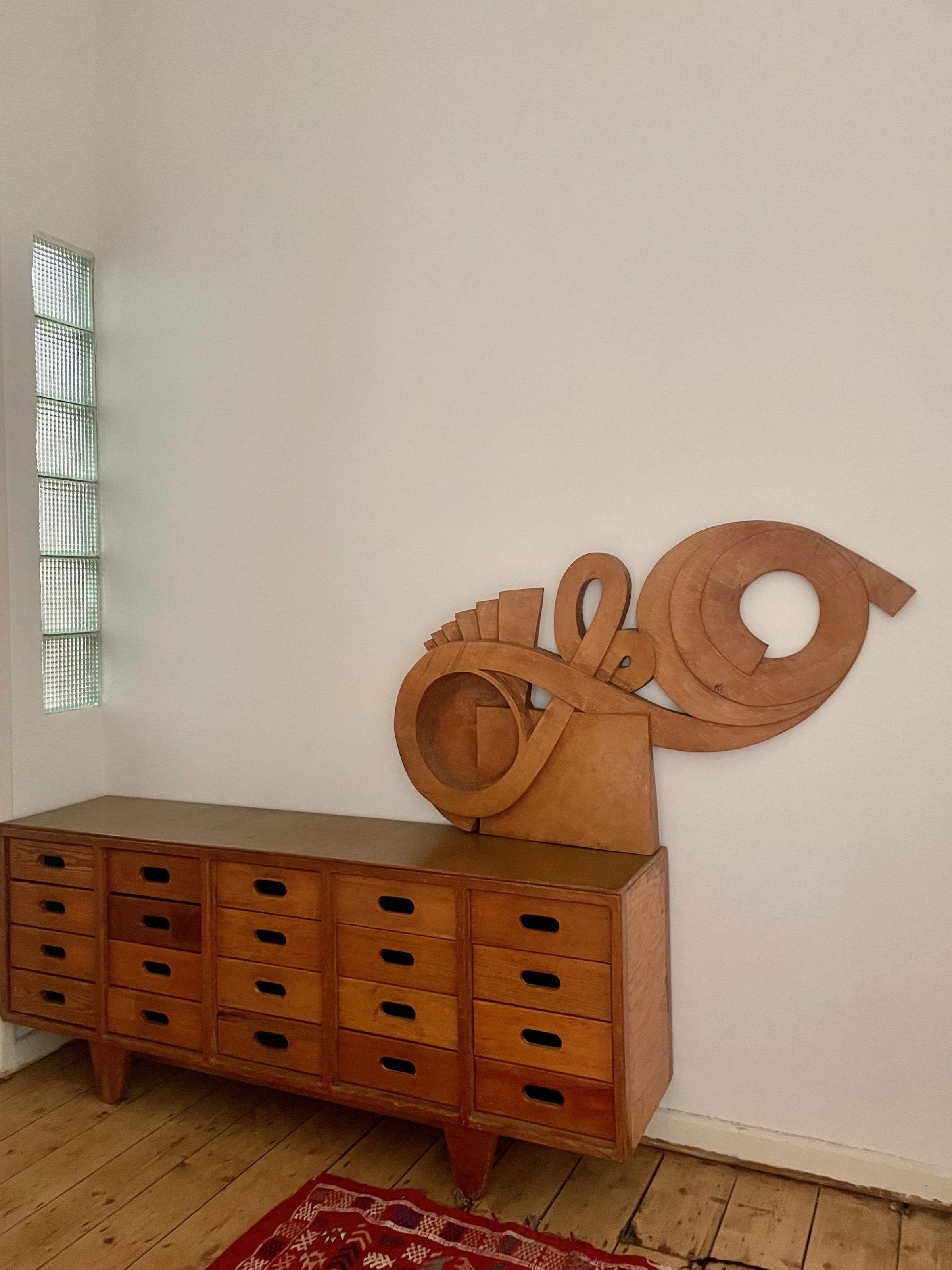 Grande scultura organica in legno del Medioevo, Regno Unito in vendita 10